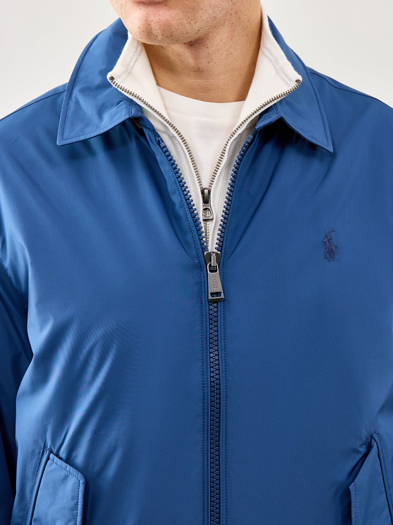Packable Lightweight Windbreaker Blue