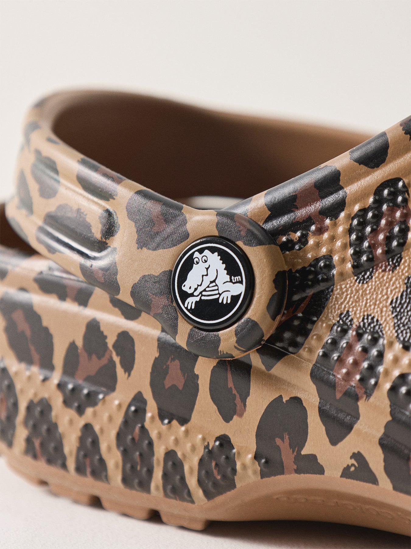 Classic Graphic Clog Sepia Leopard