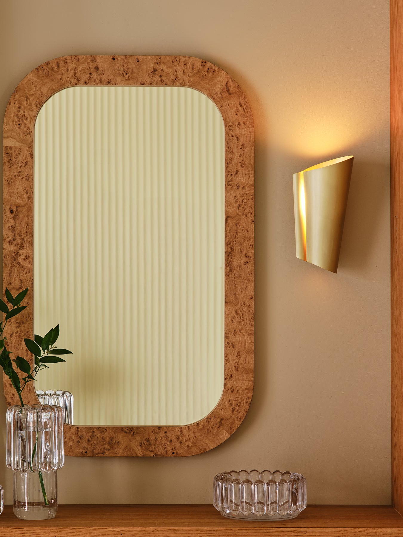 Pasmore Metal Wall Light Brass