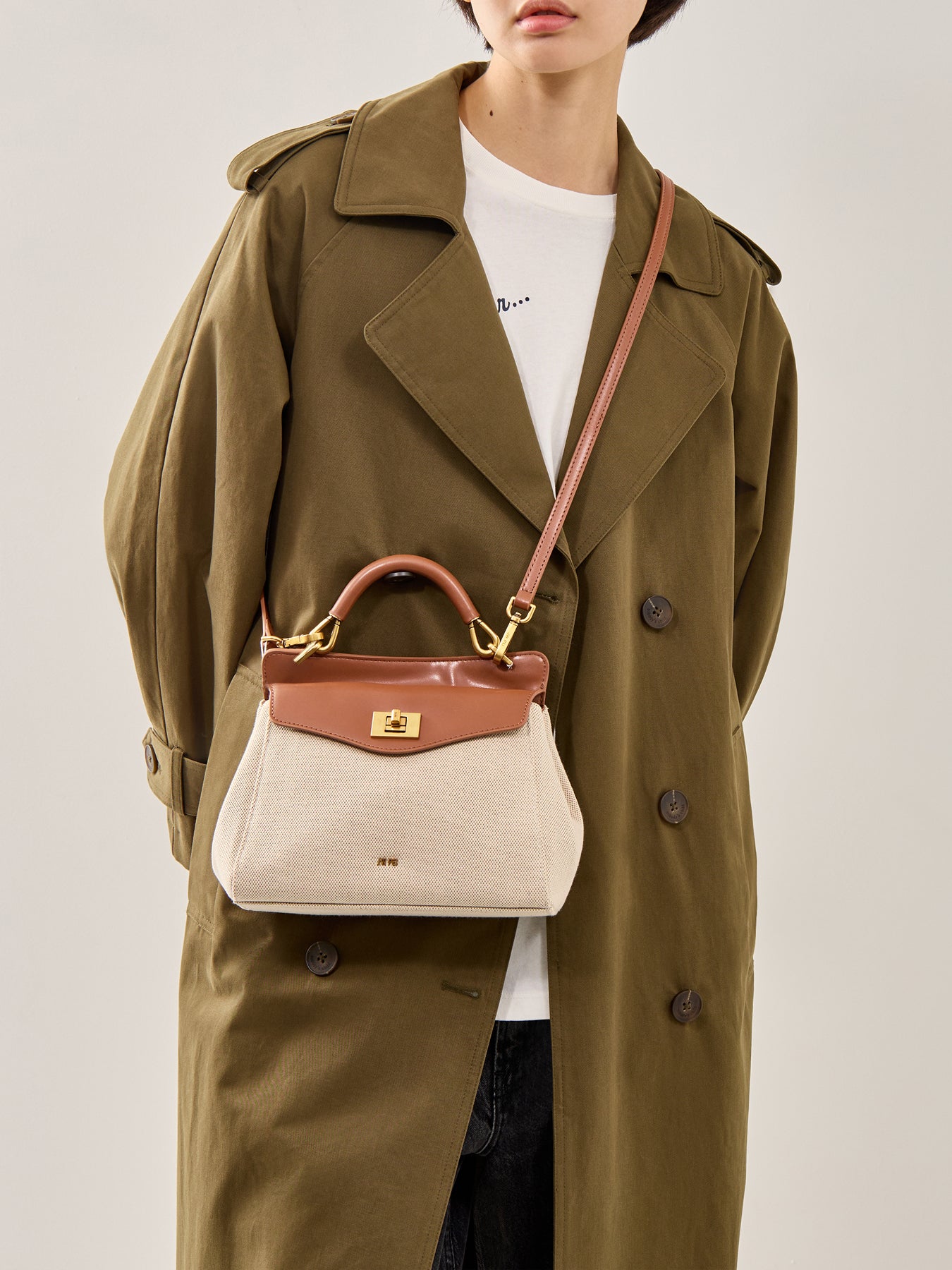 Lucia Classic Top Handle Bag Black