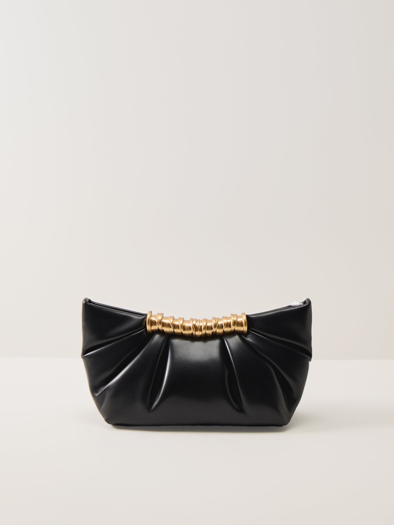 Leia Pleated Clutch Black