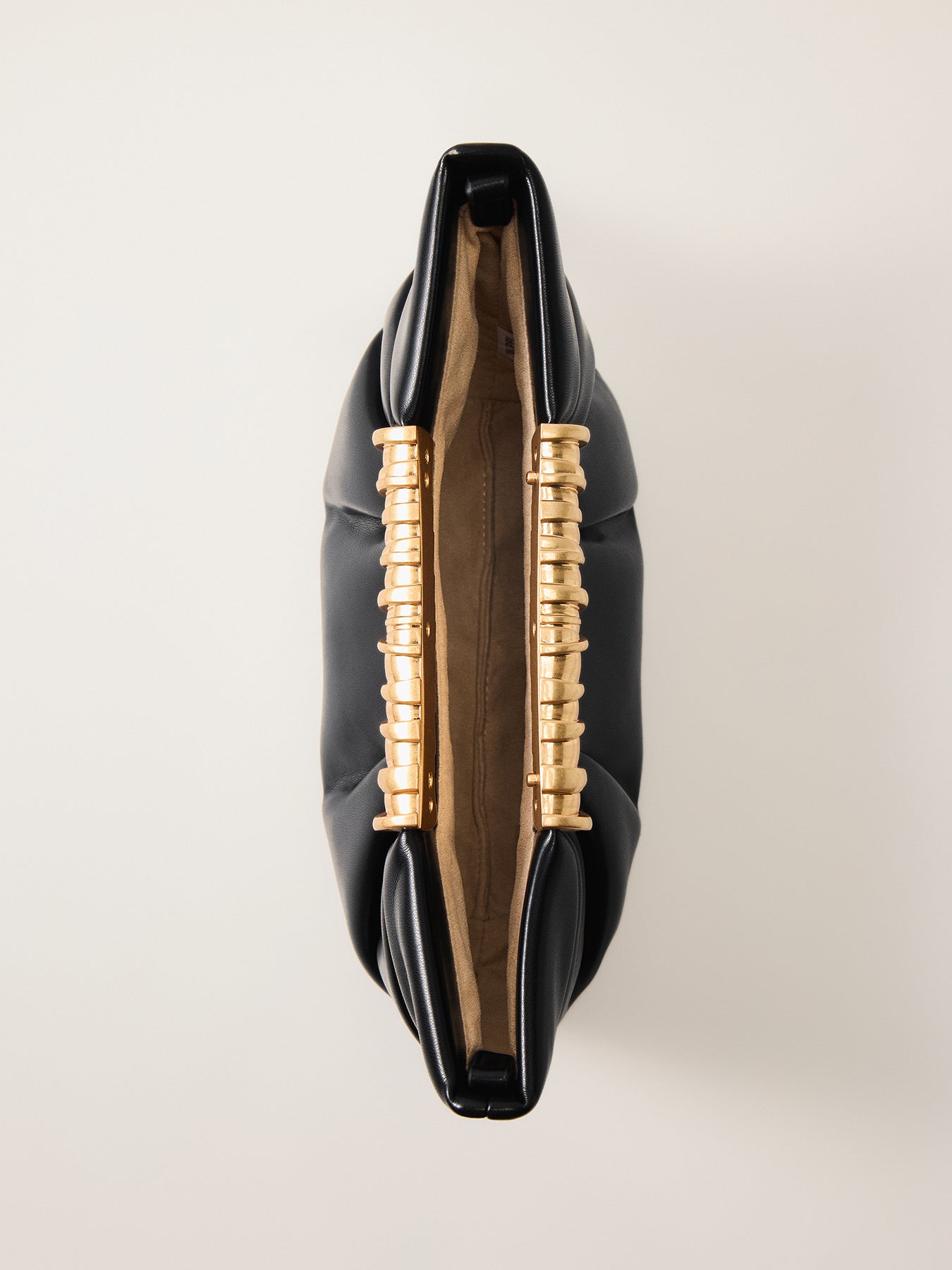 Leia Pleated Clutch Black