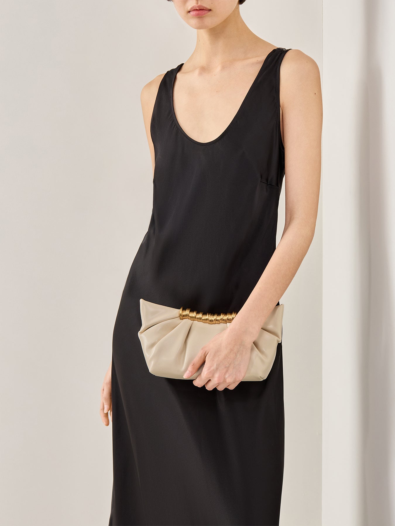 Leia Pleated Clutch Champagne