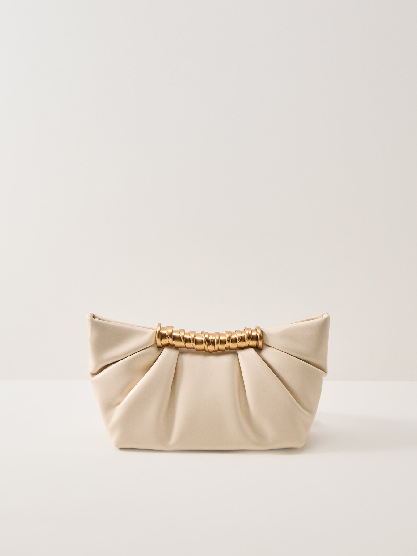 Leia Pleated Clutch Champagne