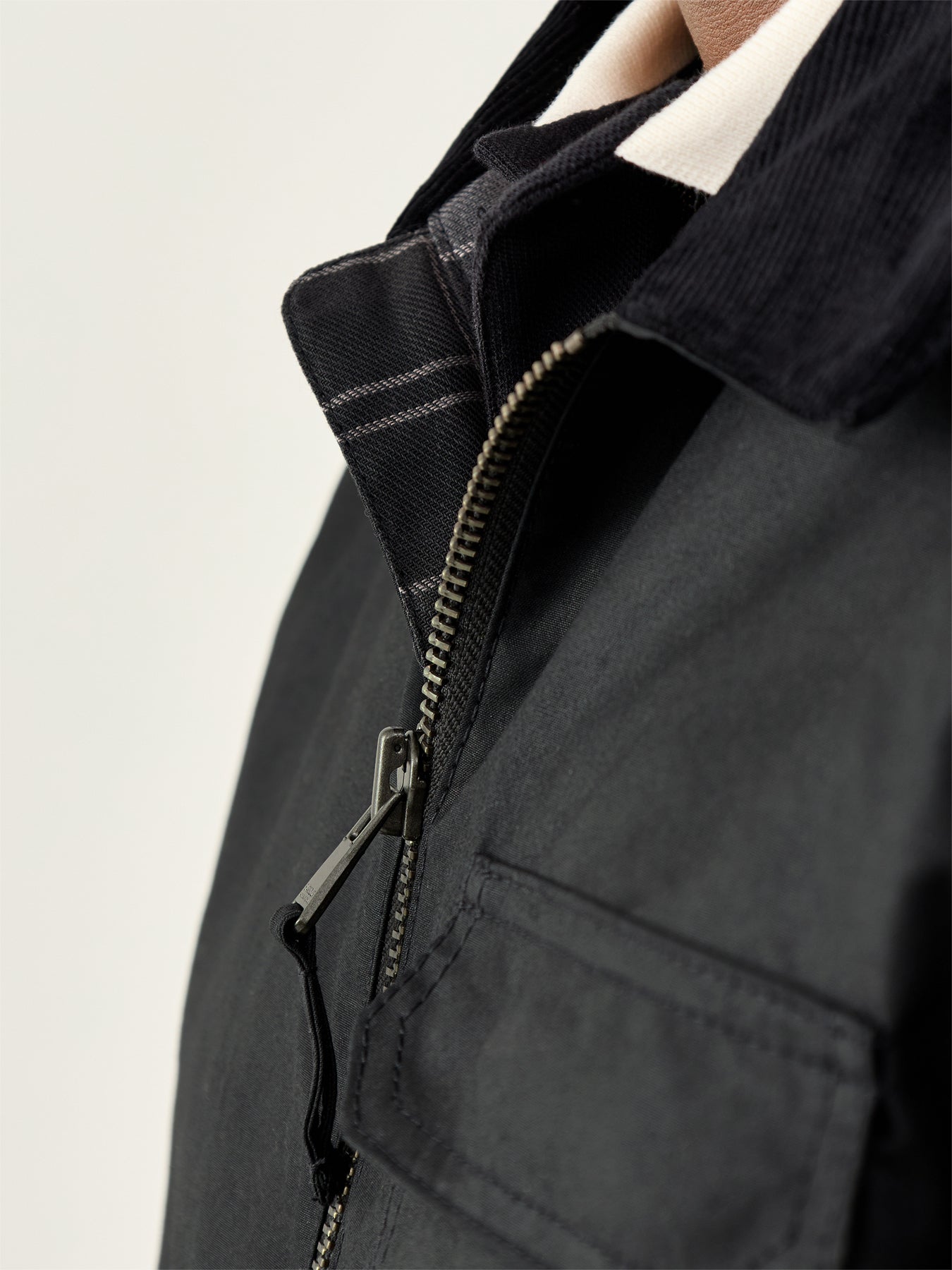 Maze Wax Jacket Black