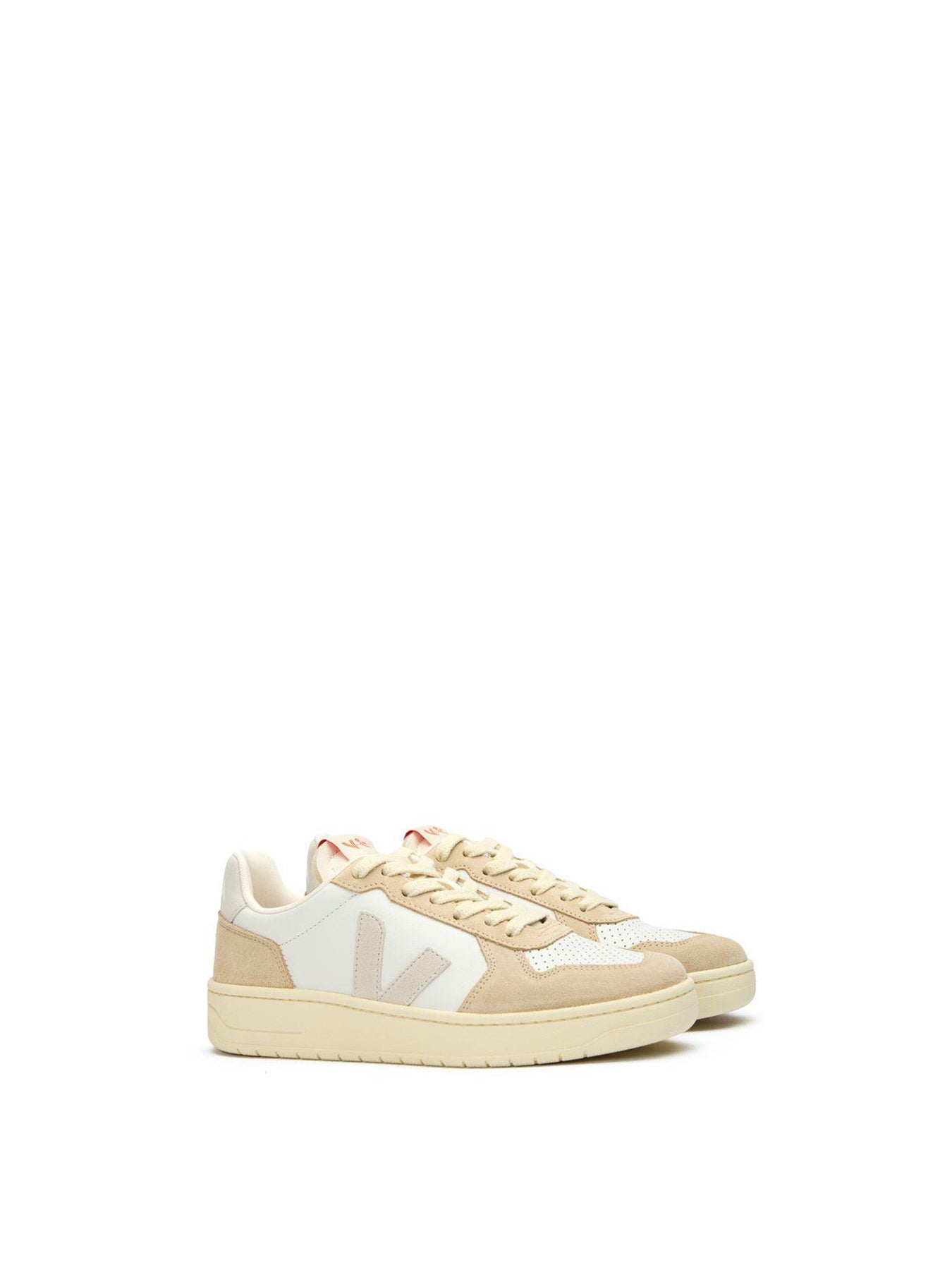 VEJA V-82 Leather Trainers