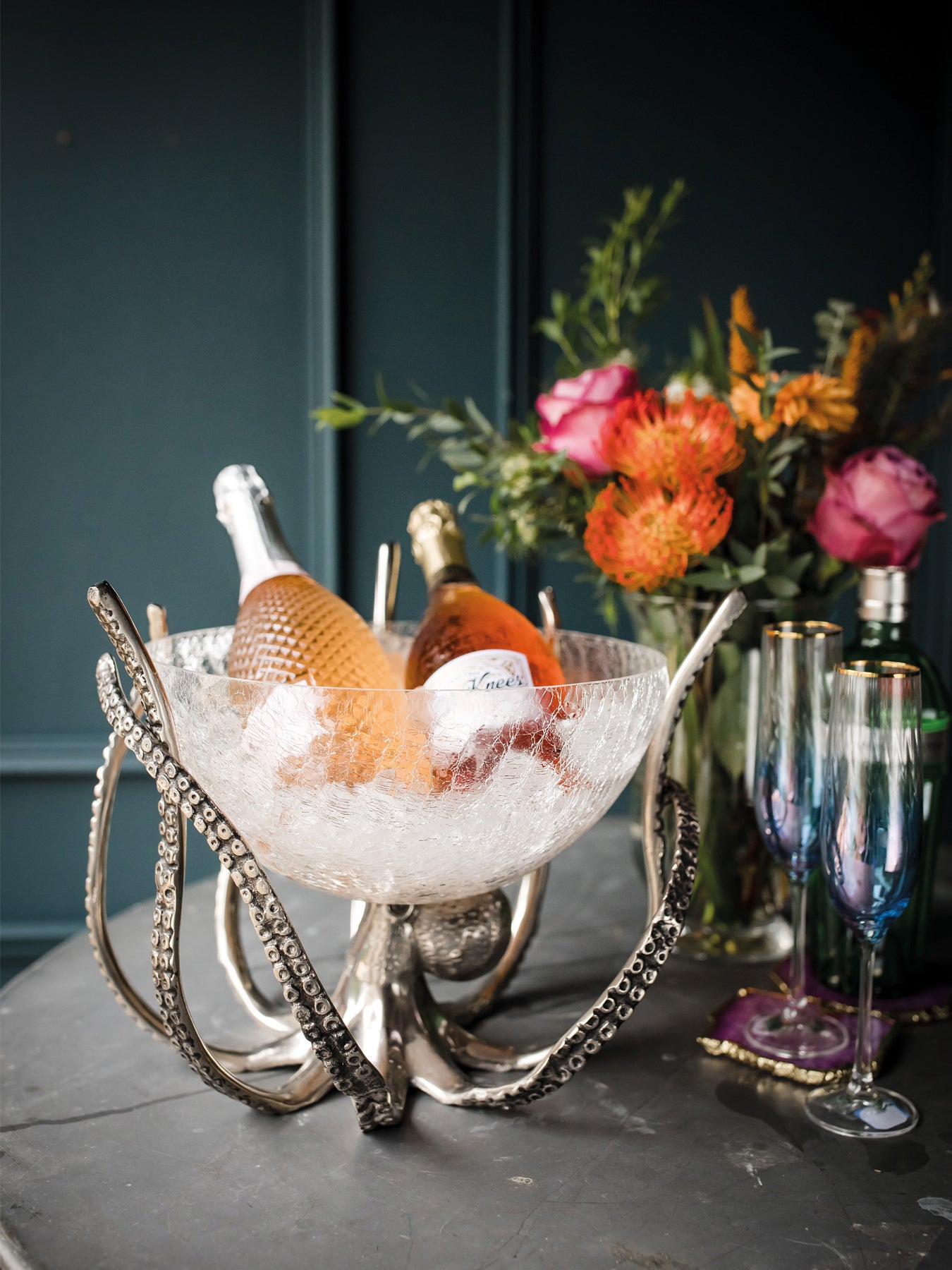 Culinary Concepts Octopus Stand & Crackle Glass Bowl