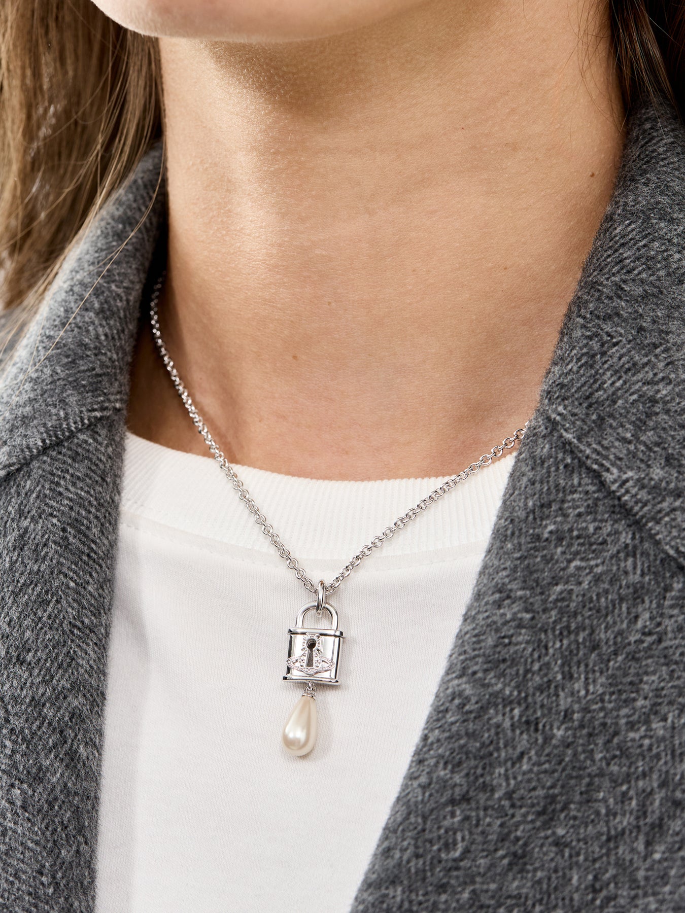 Small Pendant Necklace Silver