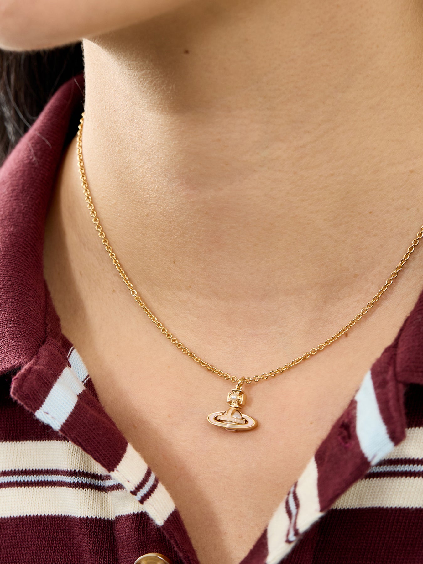 Orb Pearl Pendant Necklace Gold