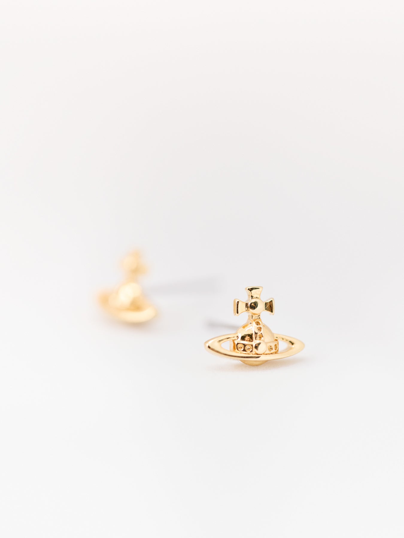 Lorelei Stud Earrings Gold