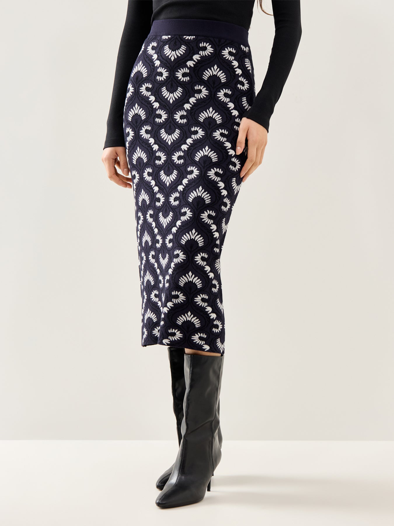 Vacuo Knitted Skirt