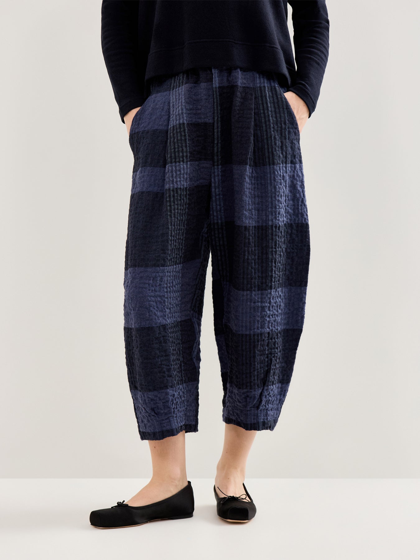 Check Barrel Leg Trousers Grey