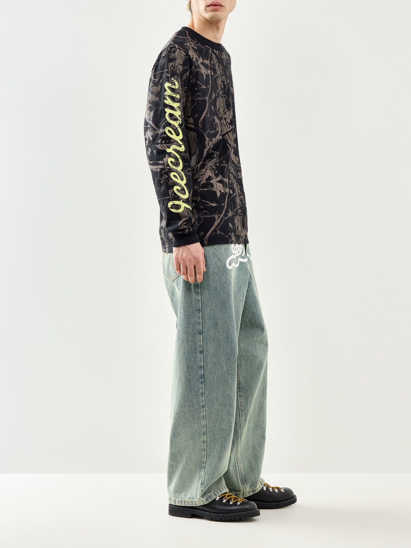Tree Camo Long Sleeve T-Shirt Black
