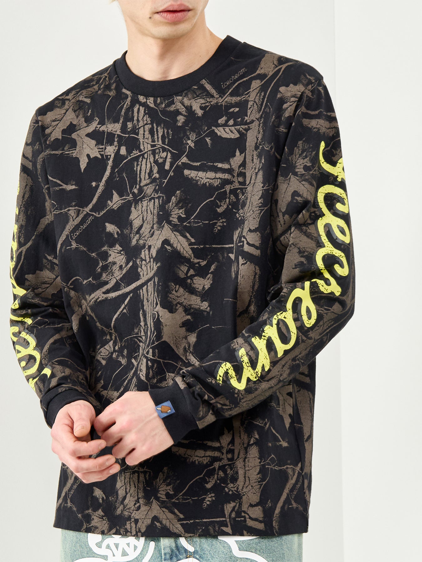 Tree Camo Long Sleeve T-Shirt Black