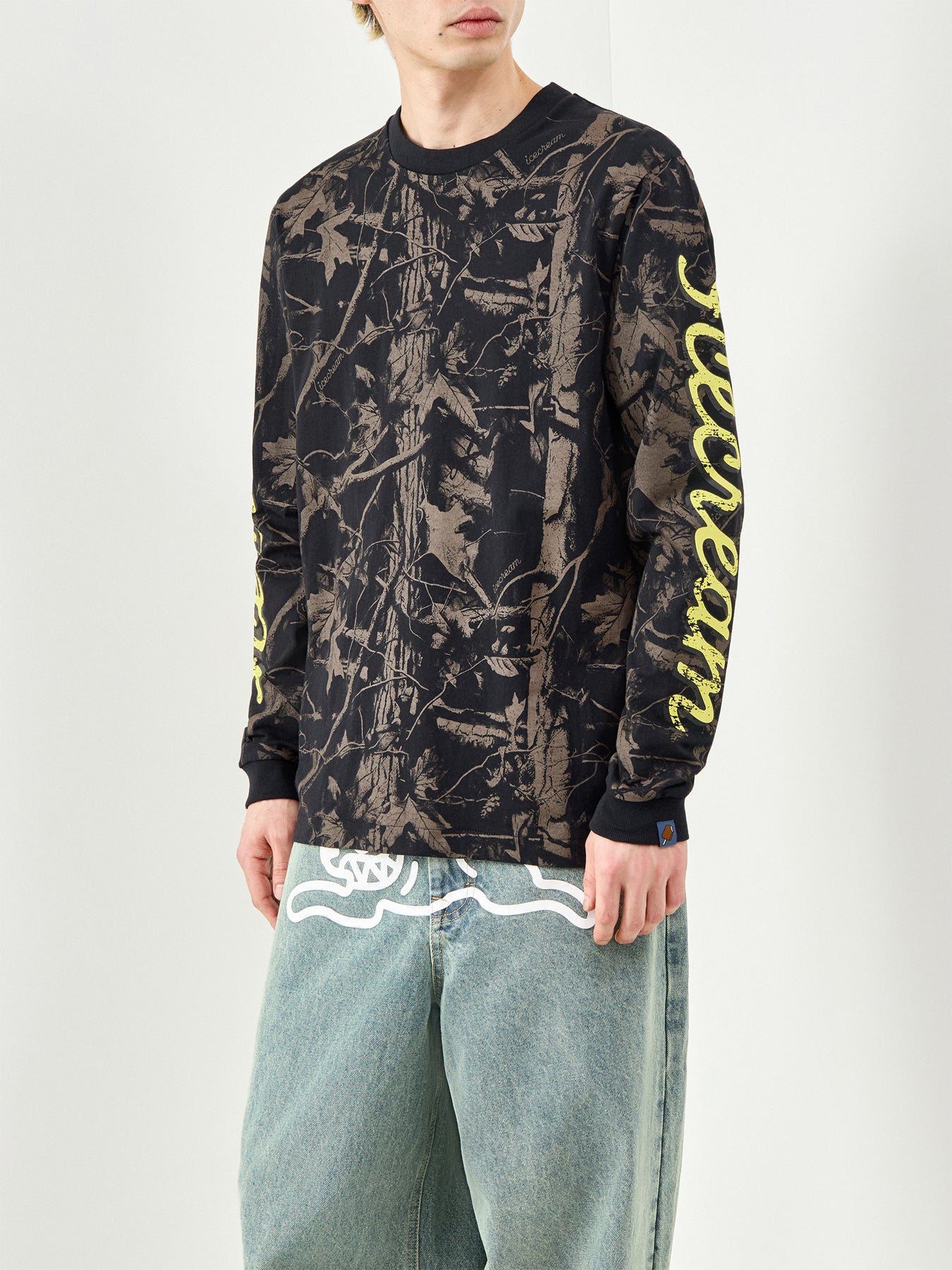 Tree Camo Long Sleeve T-Shirt Black