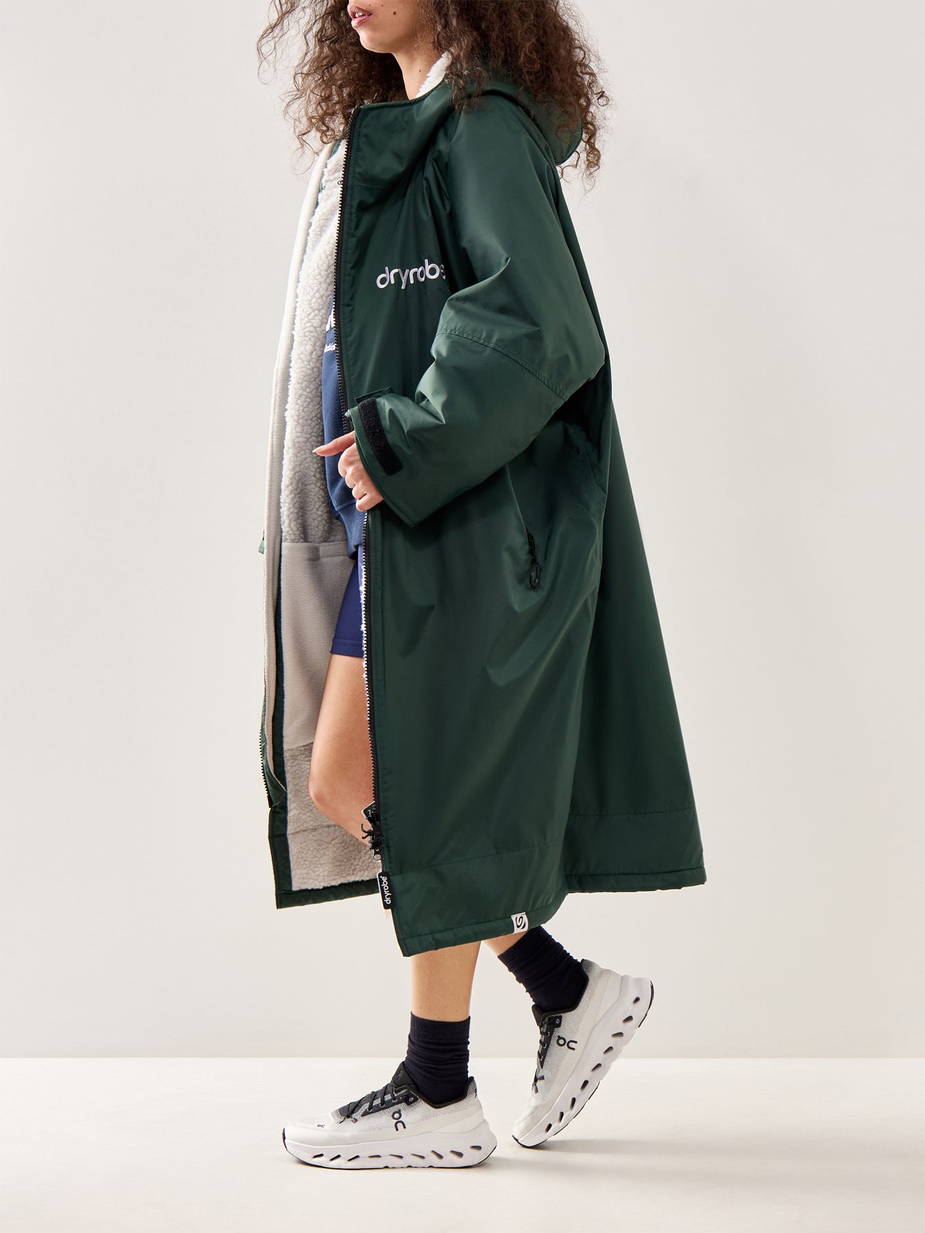 Advance Long Sleeve Changing Robe Green