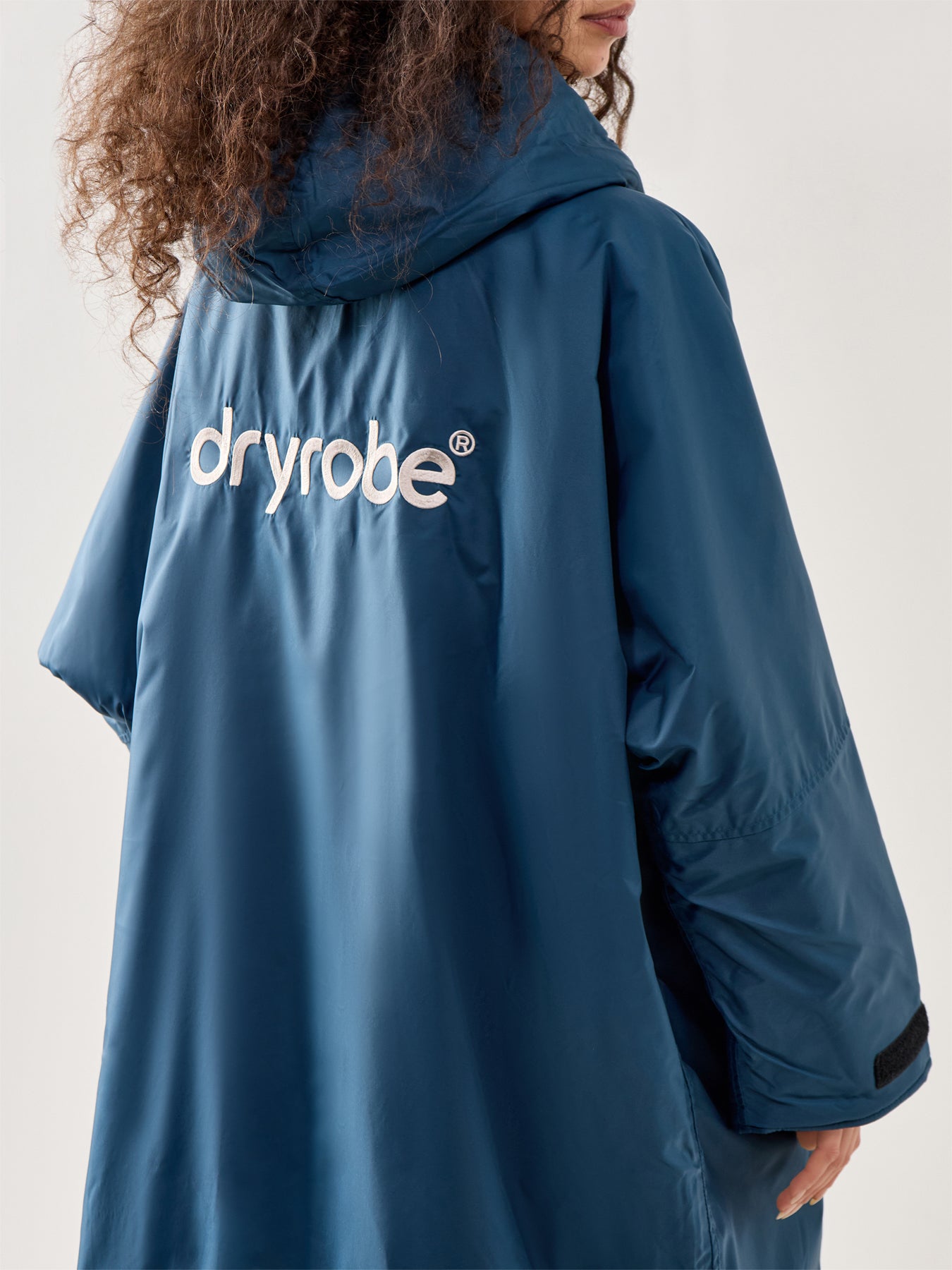 Advance Long Sleeve Changing Robe Blue