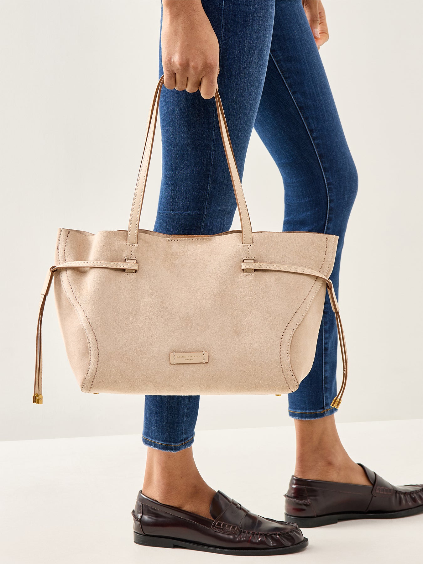 Violette Suede Tote Bag Nude