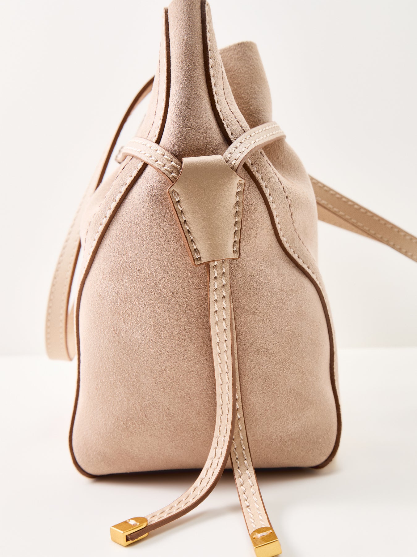 Violette Suede Tote Bag Nude