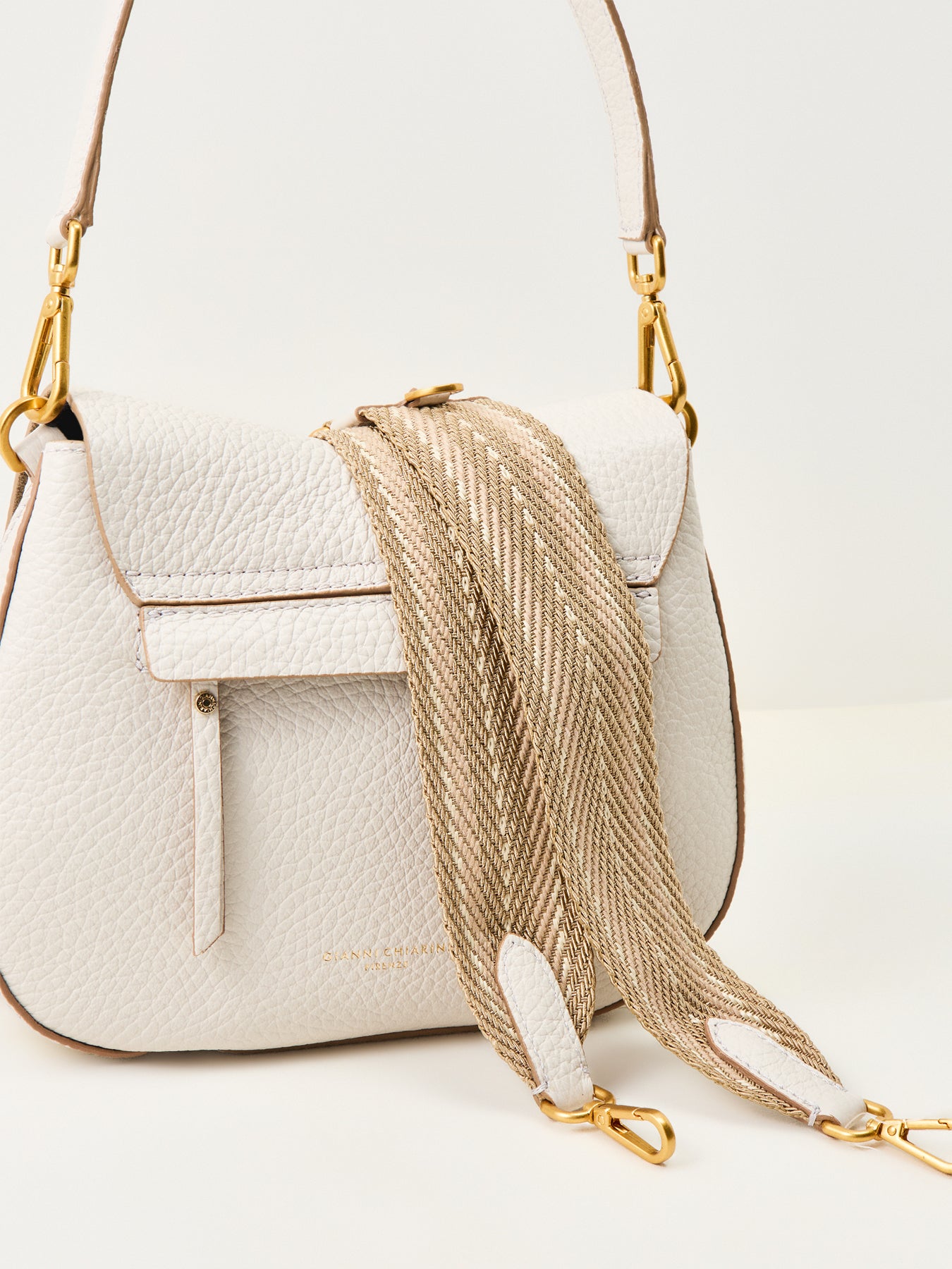 Helena Round Crossbody Black