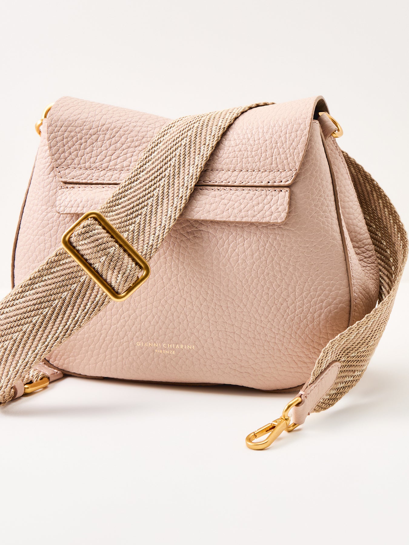 Helena Round Crossbody Pink
