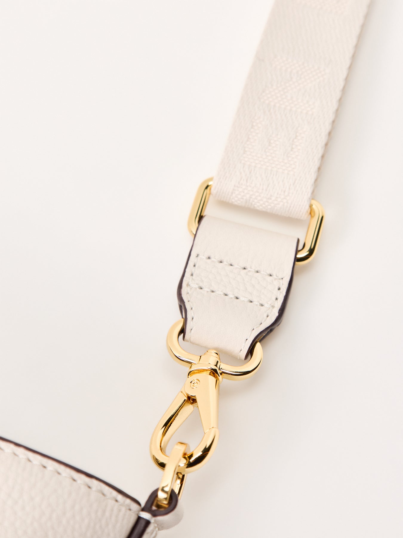 Cameryn Small Crossbody White