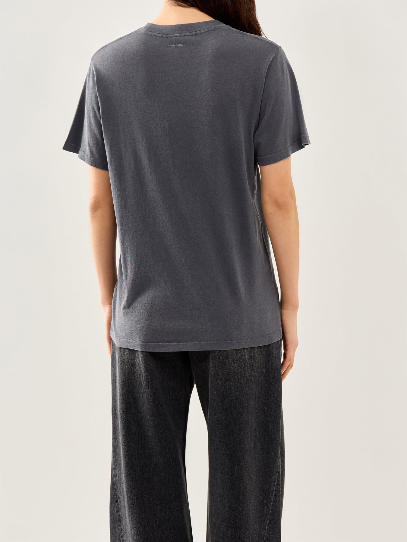 Lili Horse Graphic Tee Black
