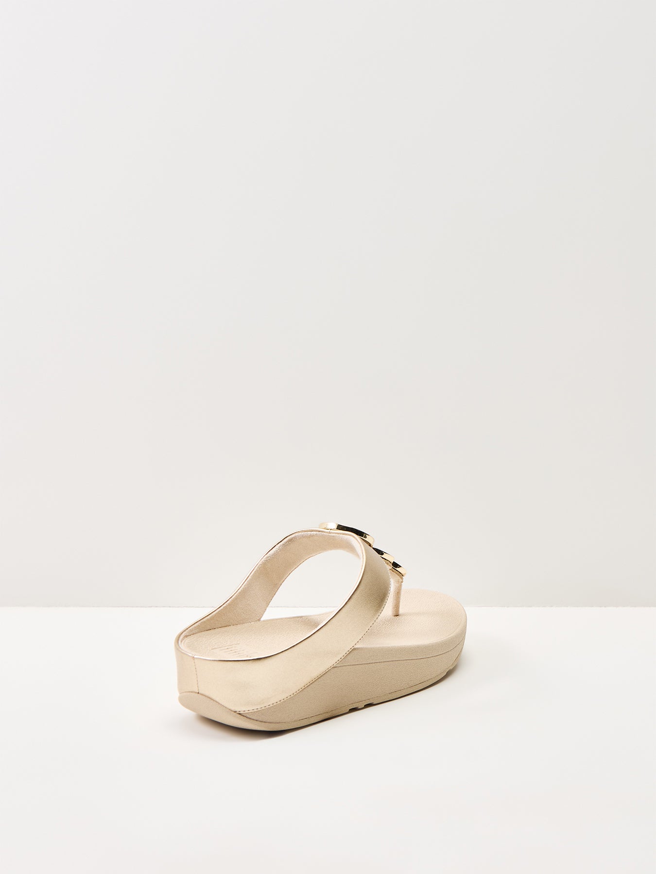 Halo Bead-Circle Toe-Post Sandals Platino Gold