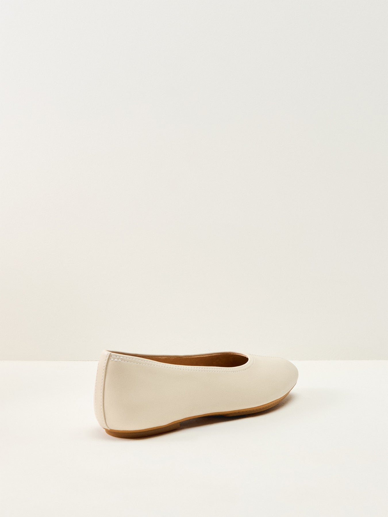 High-Cut Leather Ballet Flats Beige