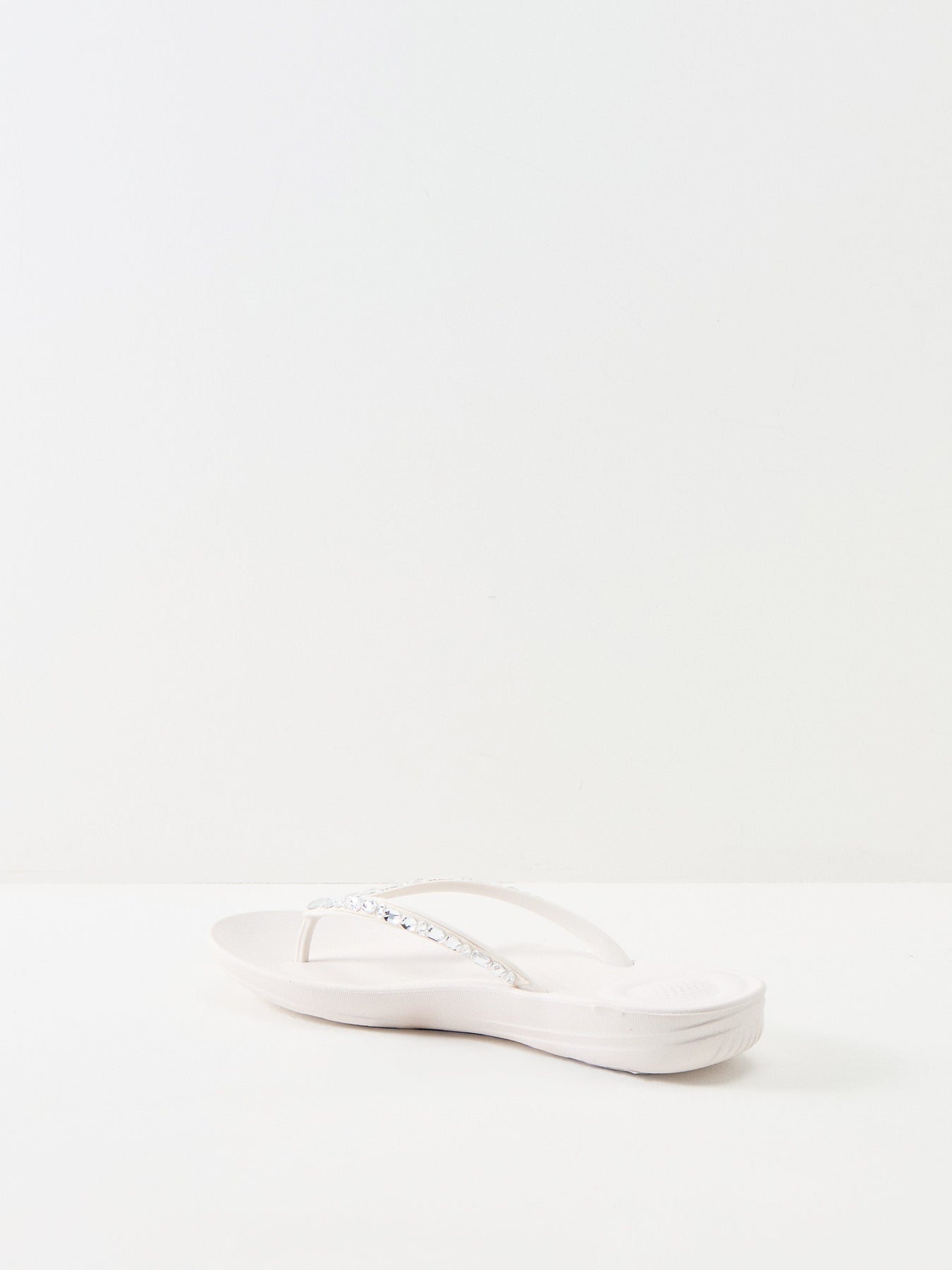 Iqushion Multi Crystal Ergonomic Flip Flops White