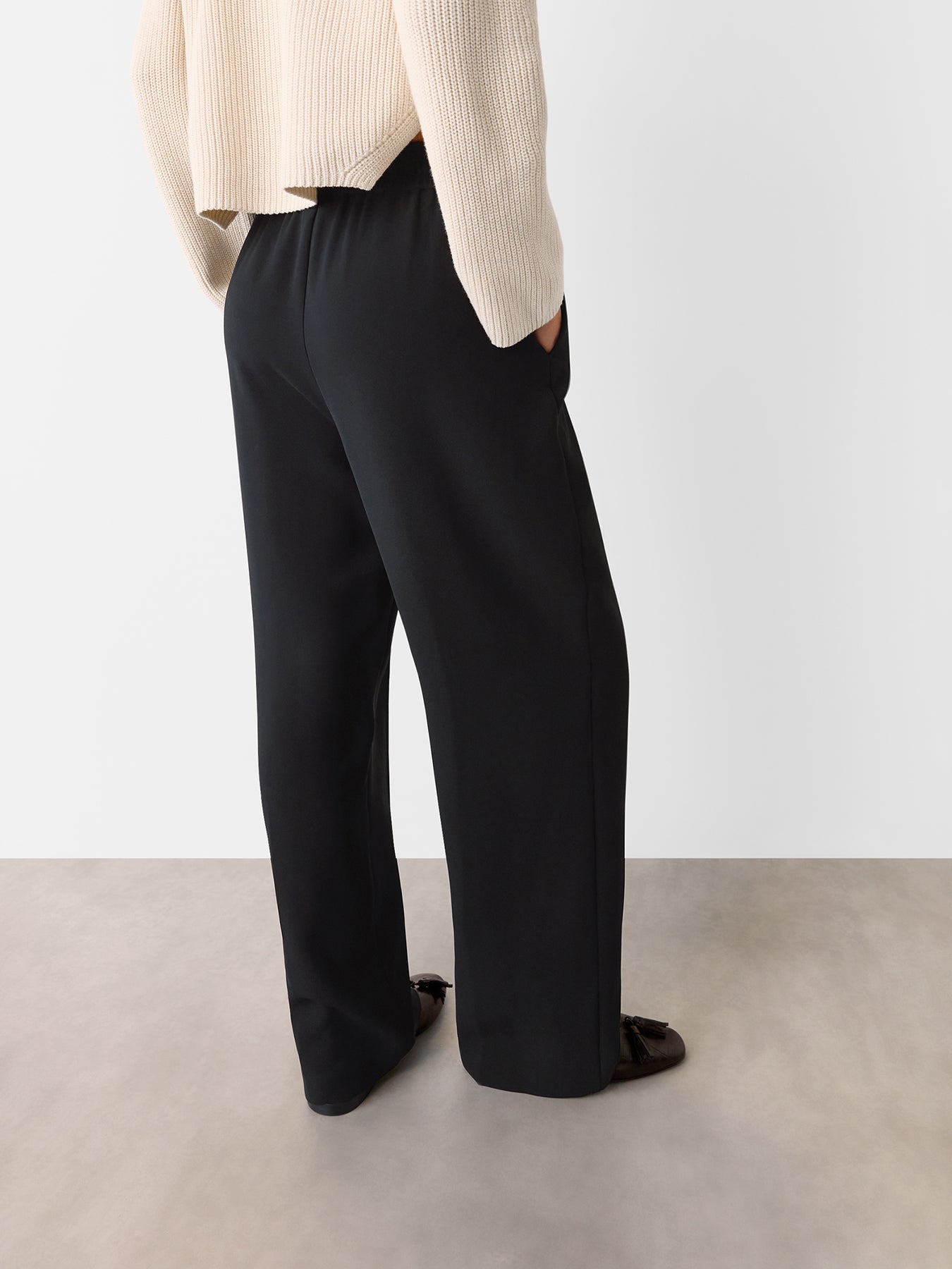 Maria Fluid Crepe Trouser