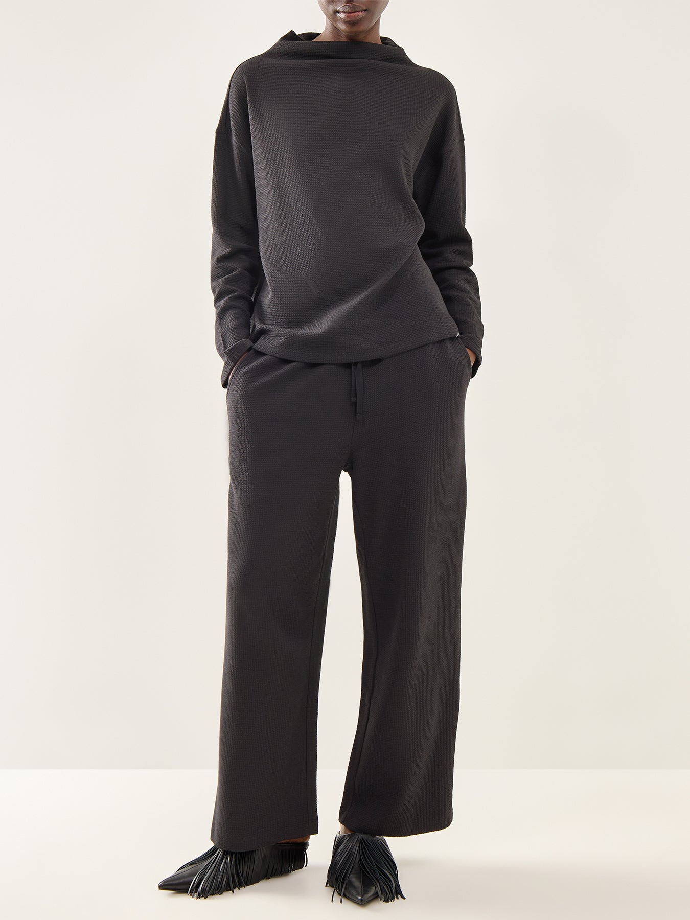 Wide Ankle Pant with Drawstring Black
