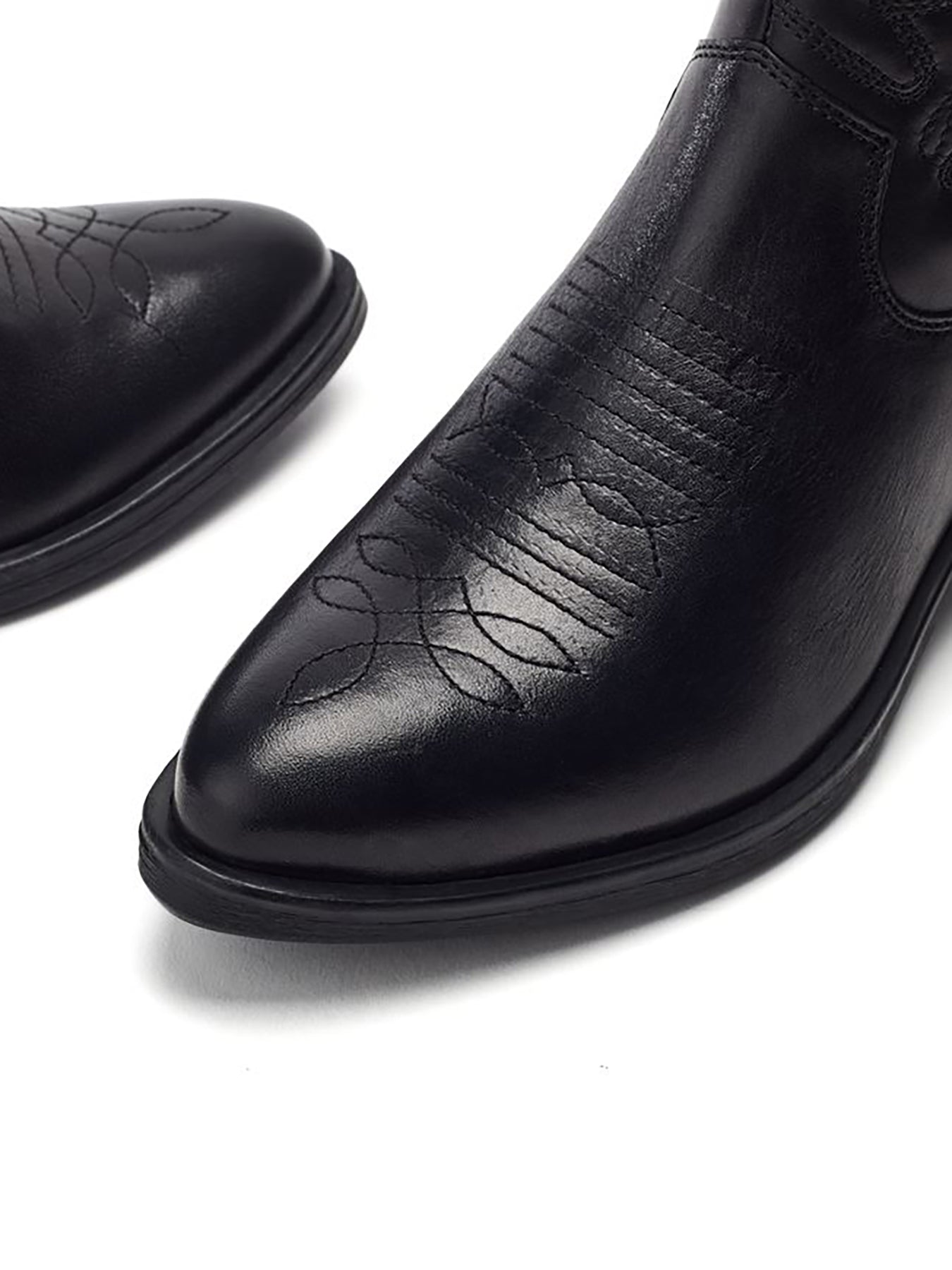 Bracknell Leather Ankle Boots Black