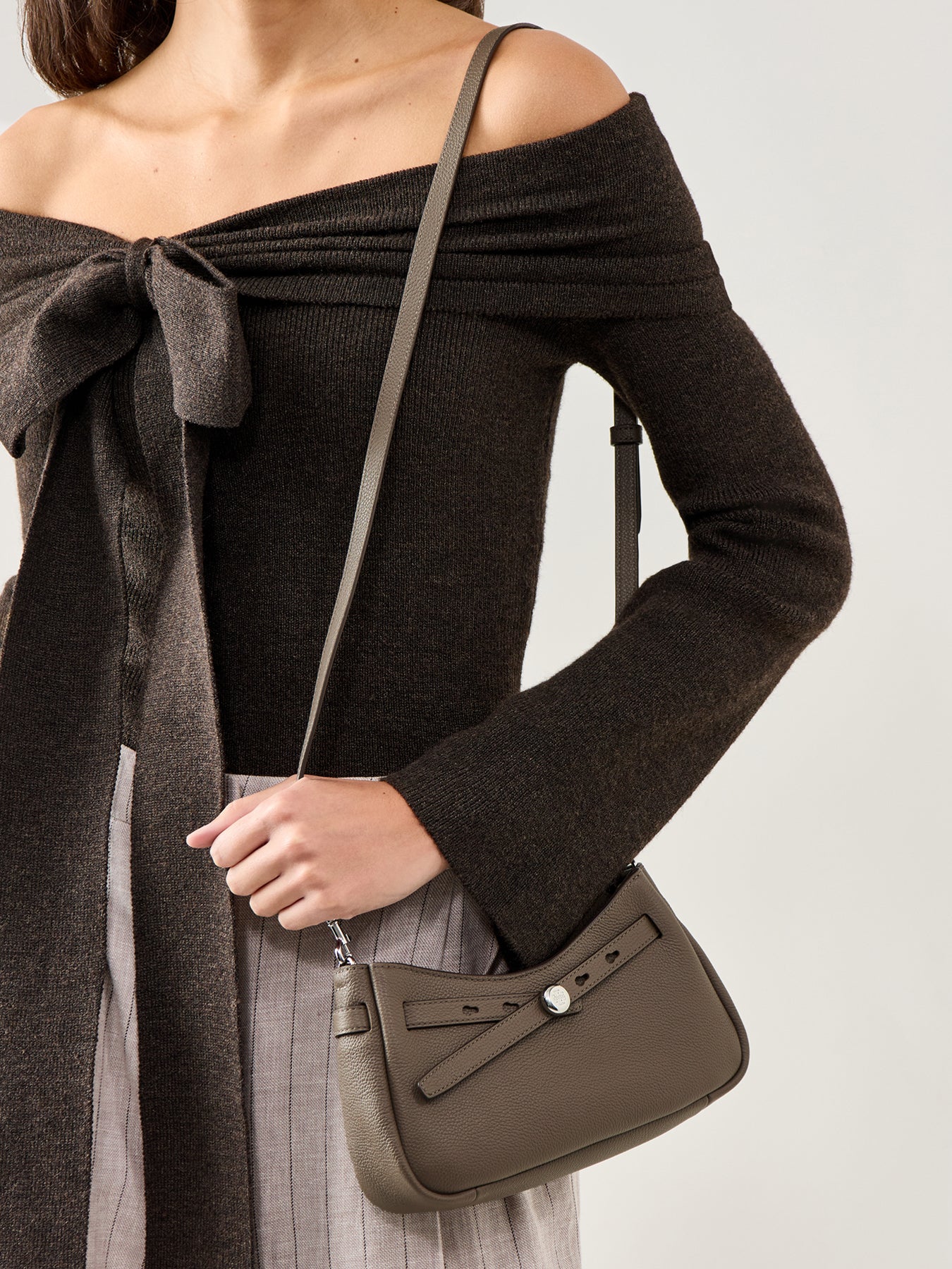 Romy Zip Top Crossbody Beige