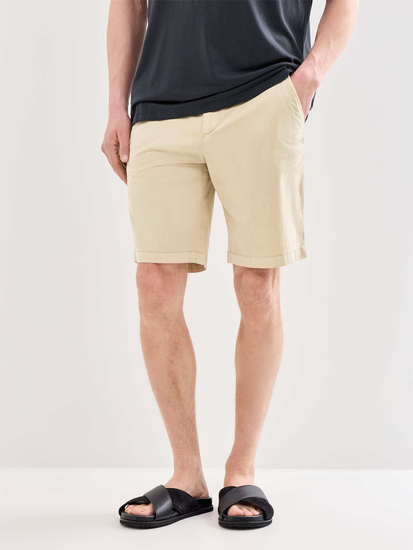 Sunfaded Chino Shorts Beige
