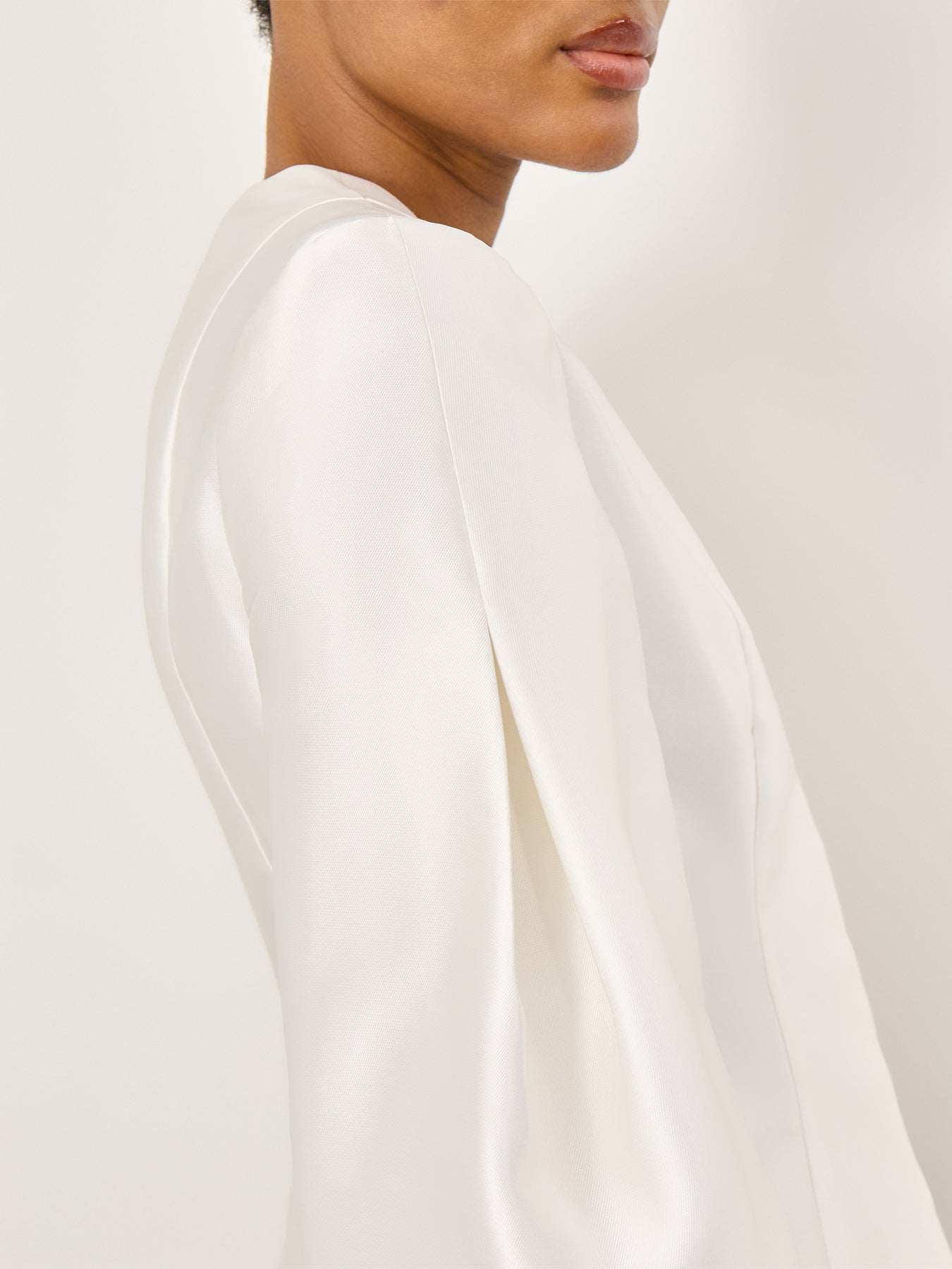 Vendela Balloon Sleeve Blouse