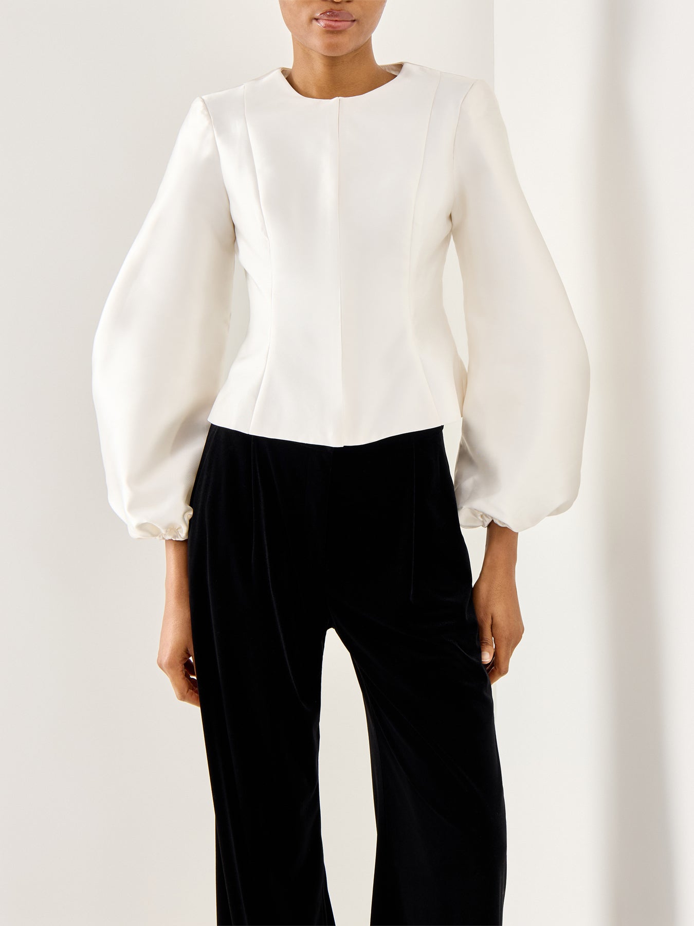 Vendela Balloon Sleeve Blouse