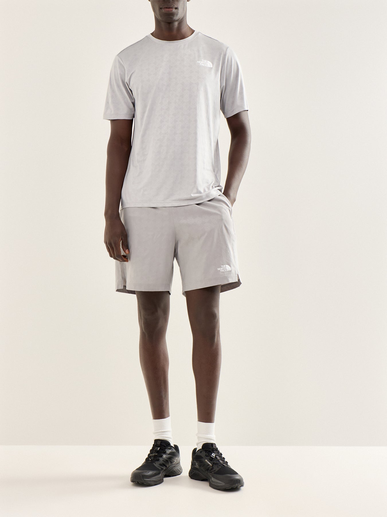 Pentadome Embossed Reg Short Slee Meld Grey