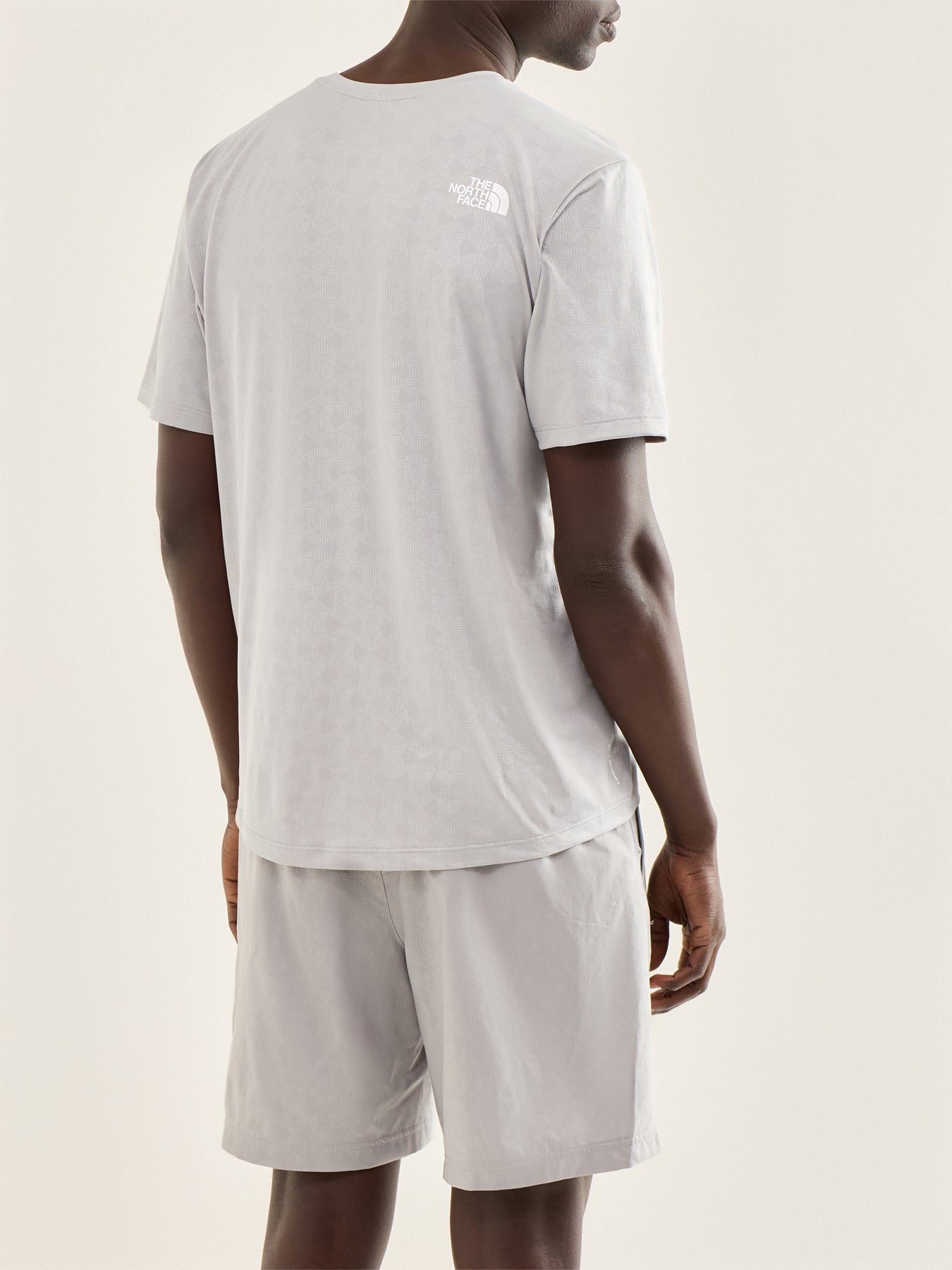 Pentadome Embossed Reg Short Slee Meld Grey