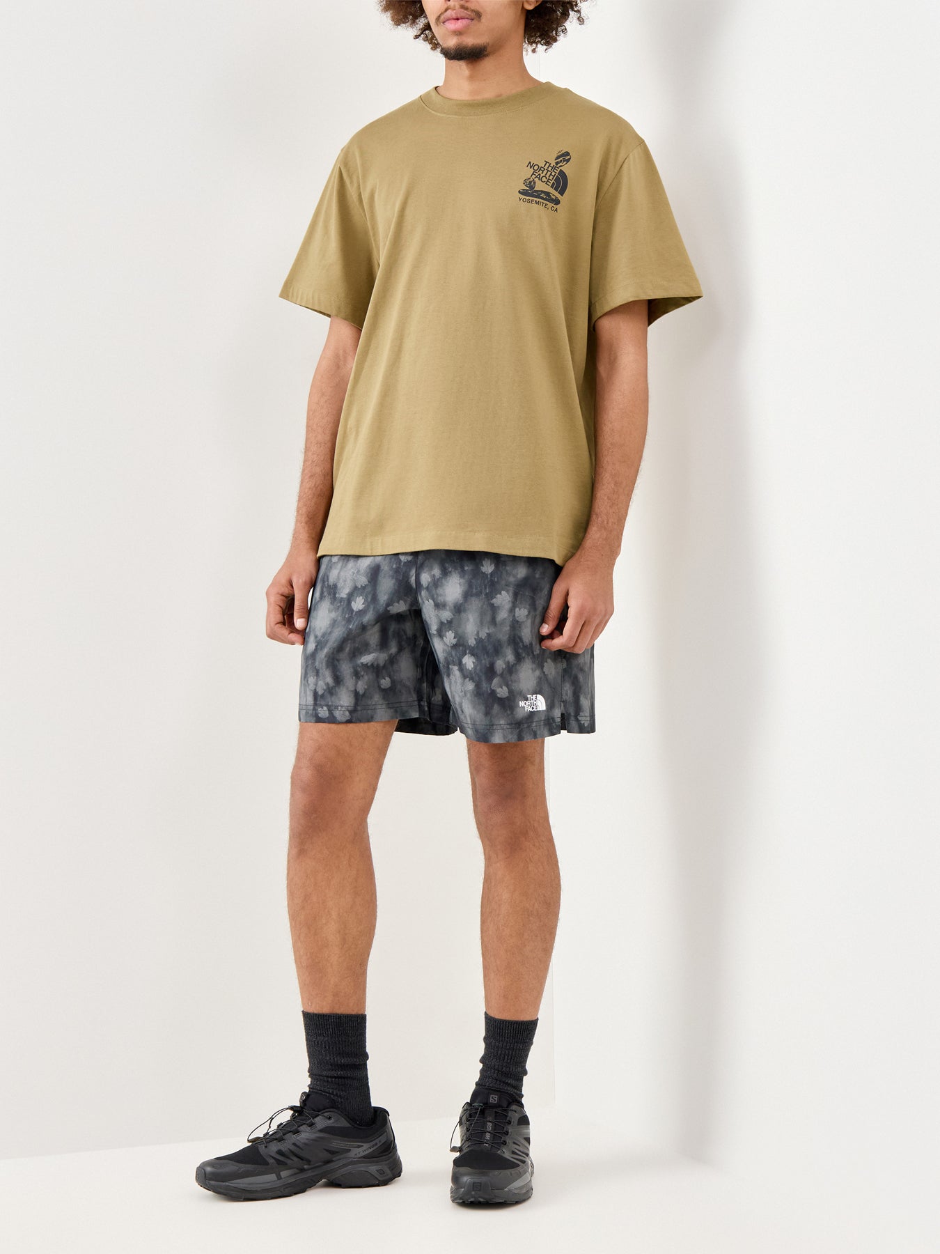 Graphic Logo T-Shirt Brown