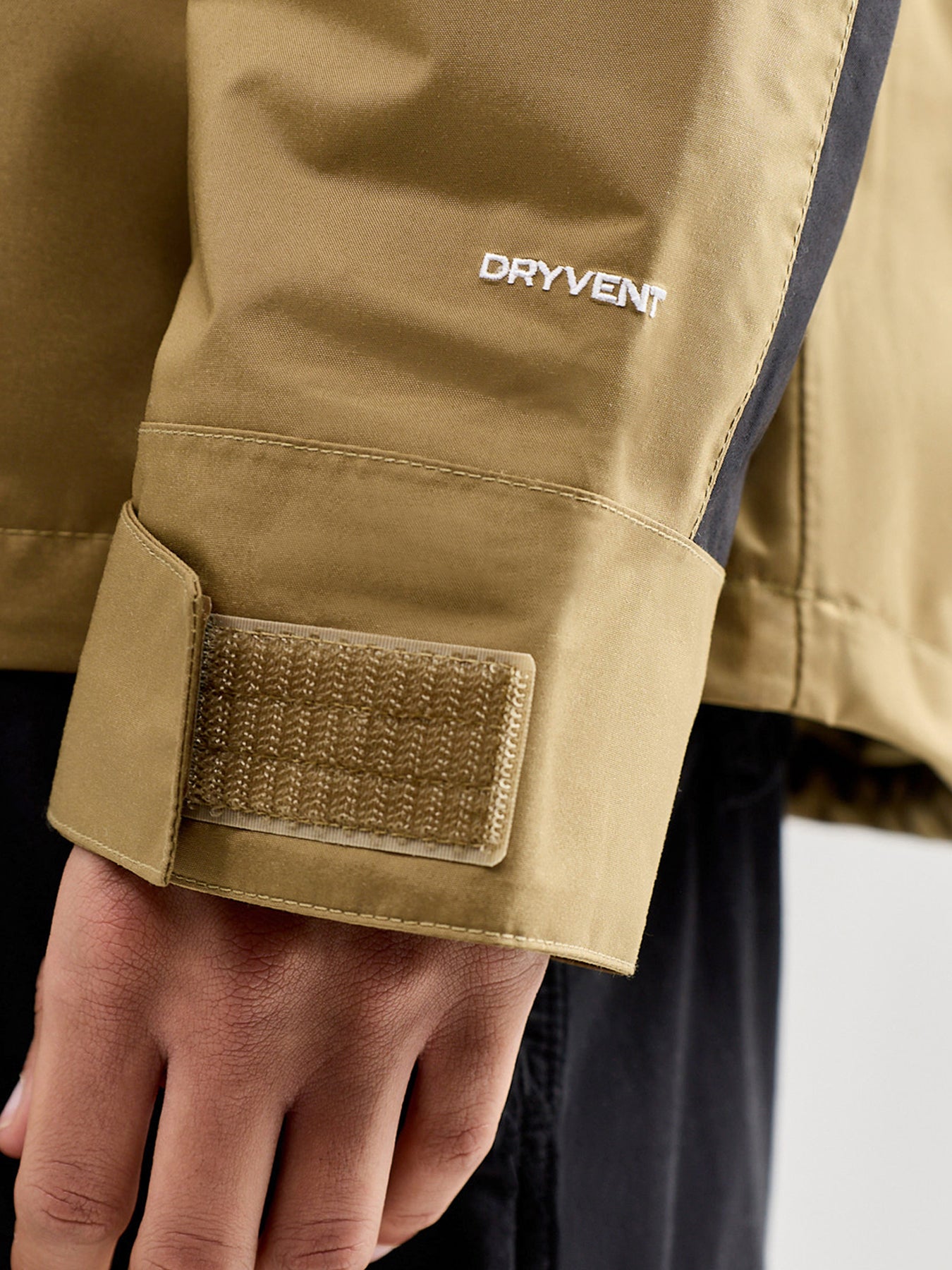 Reign On Jacket Khaki