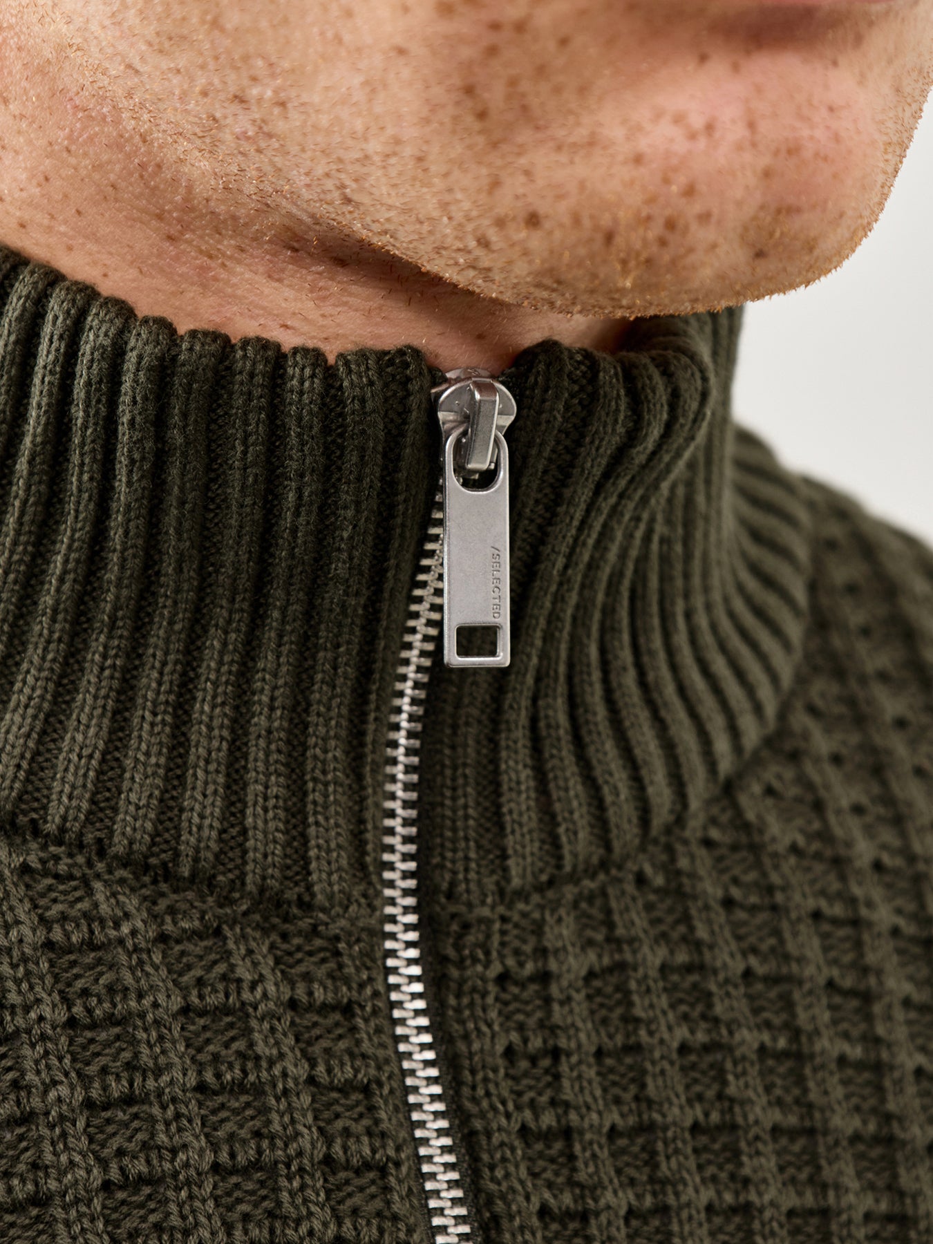Knit Structure Half Zip Green