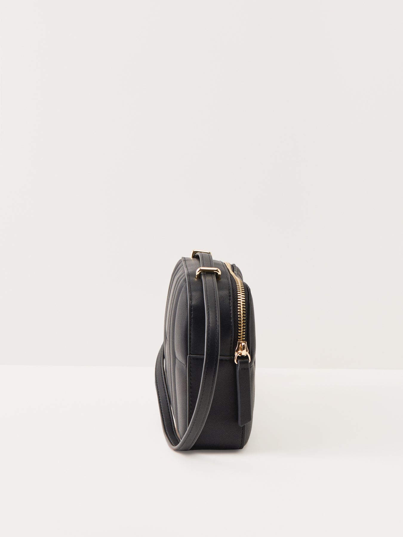 Feminine Convertible Camera Bag Black