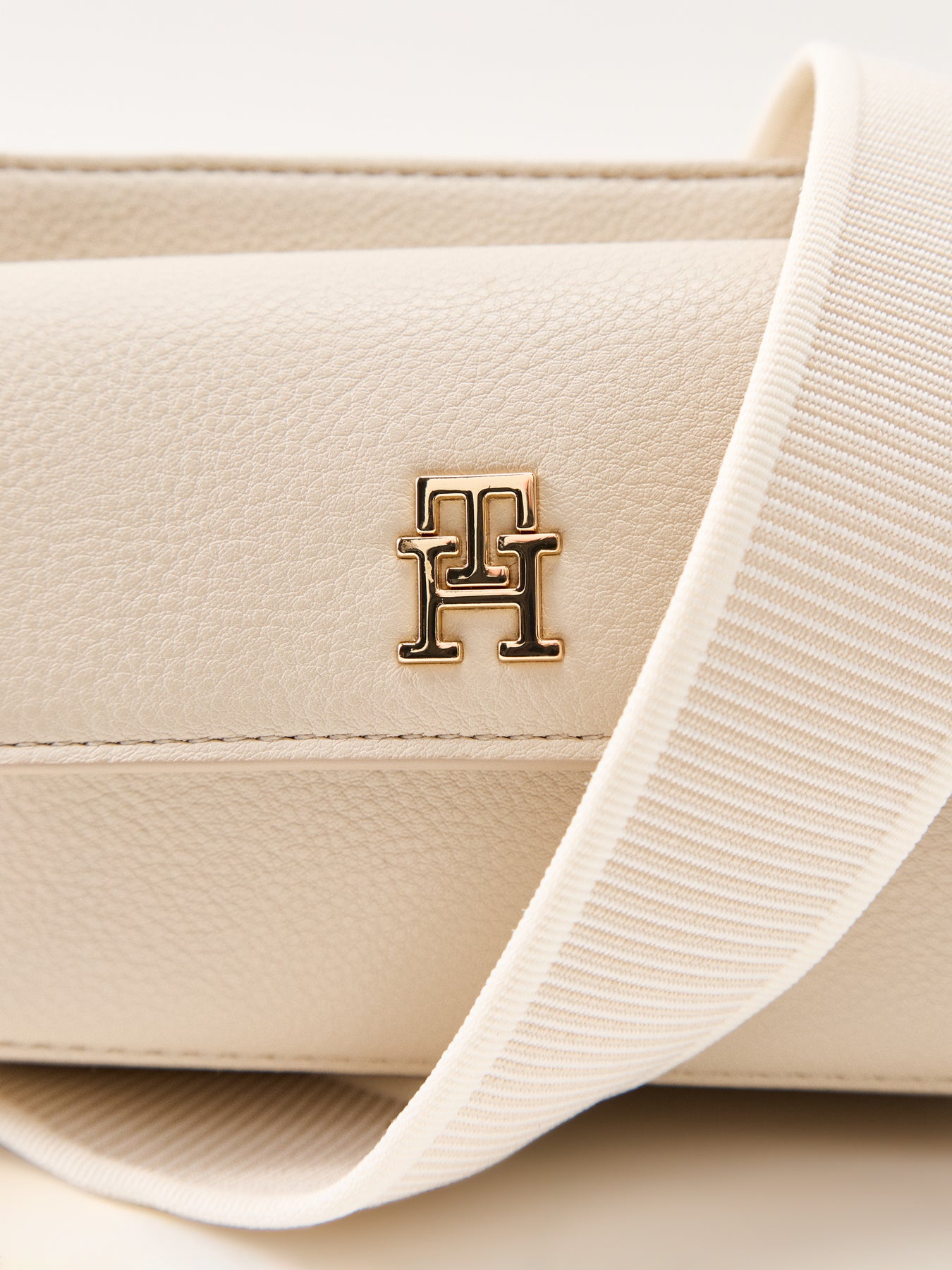 TH Distinct Camera Bag Beige