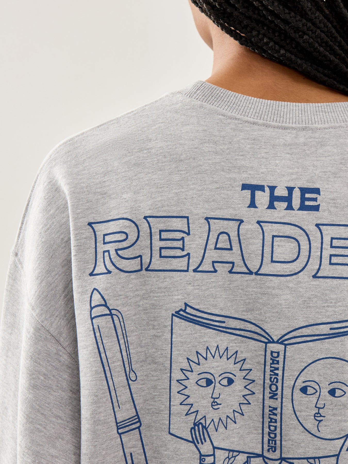 The Reader Sweatshirt Grey