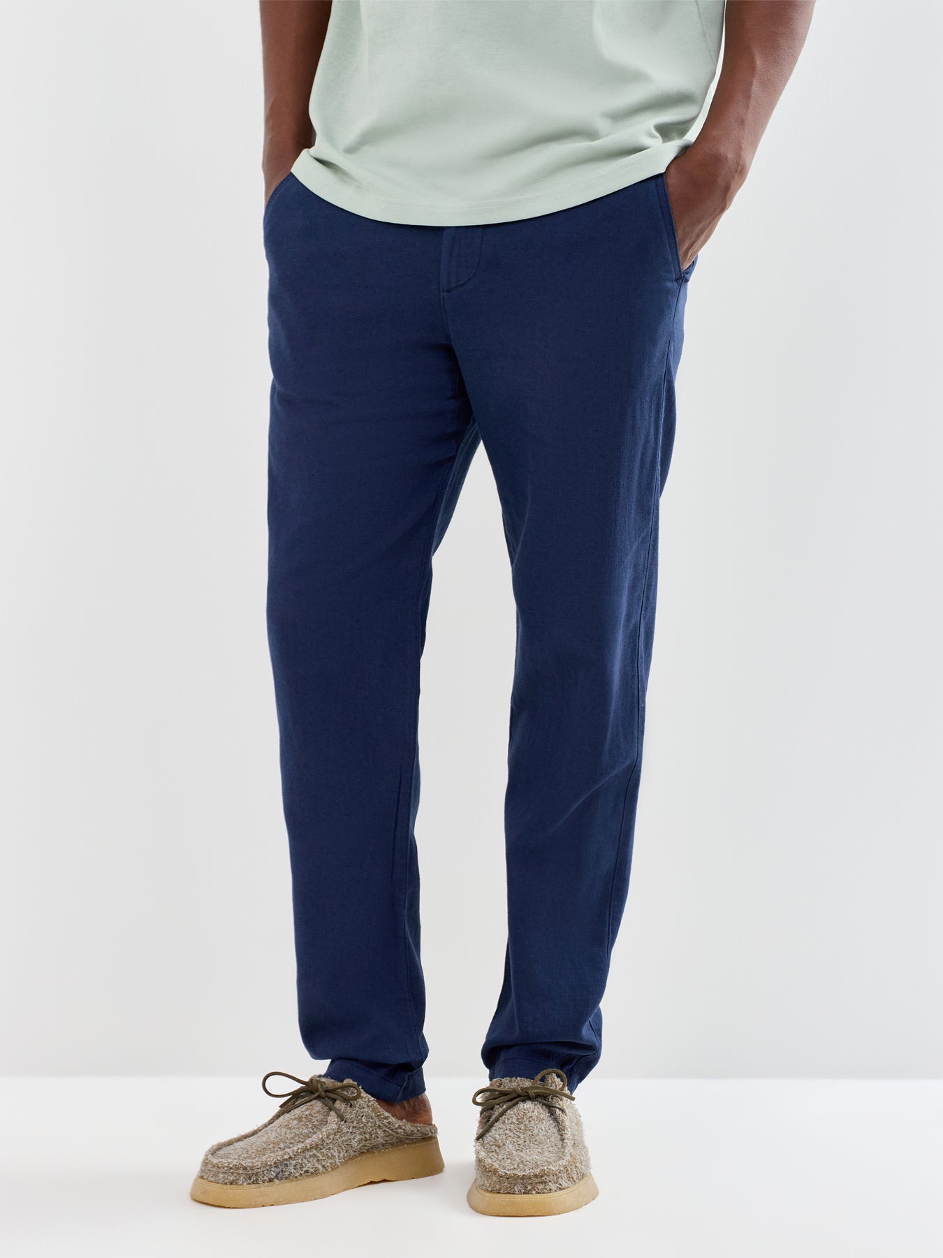 Slim Tape Brody Linen Blend Trousers Navy