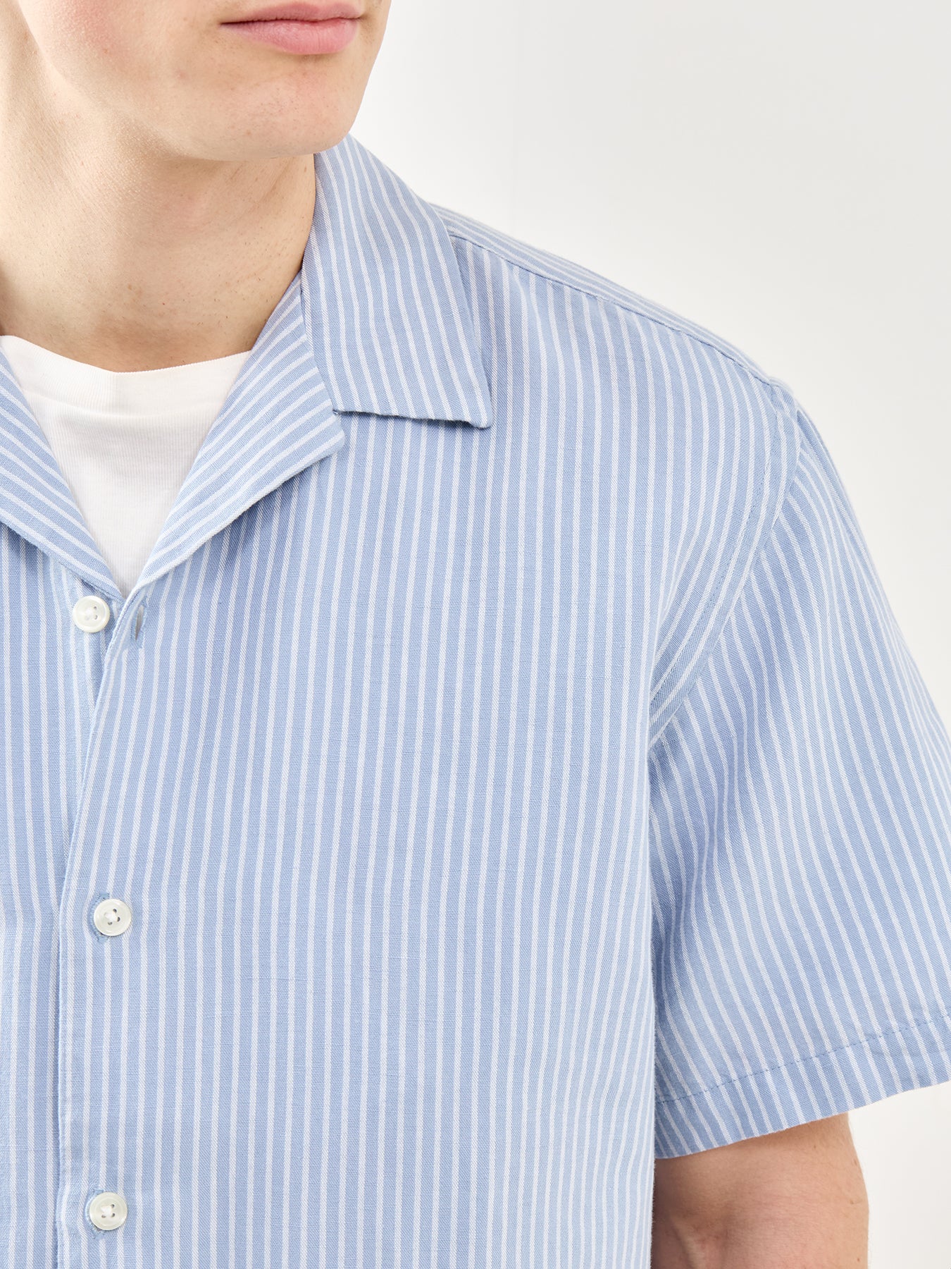 Relaxed Linen-Blend Short Sleeve Shirt Blue