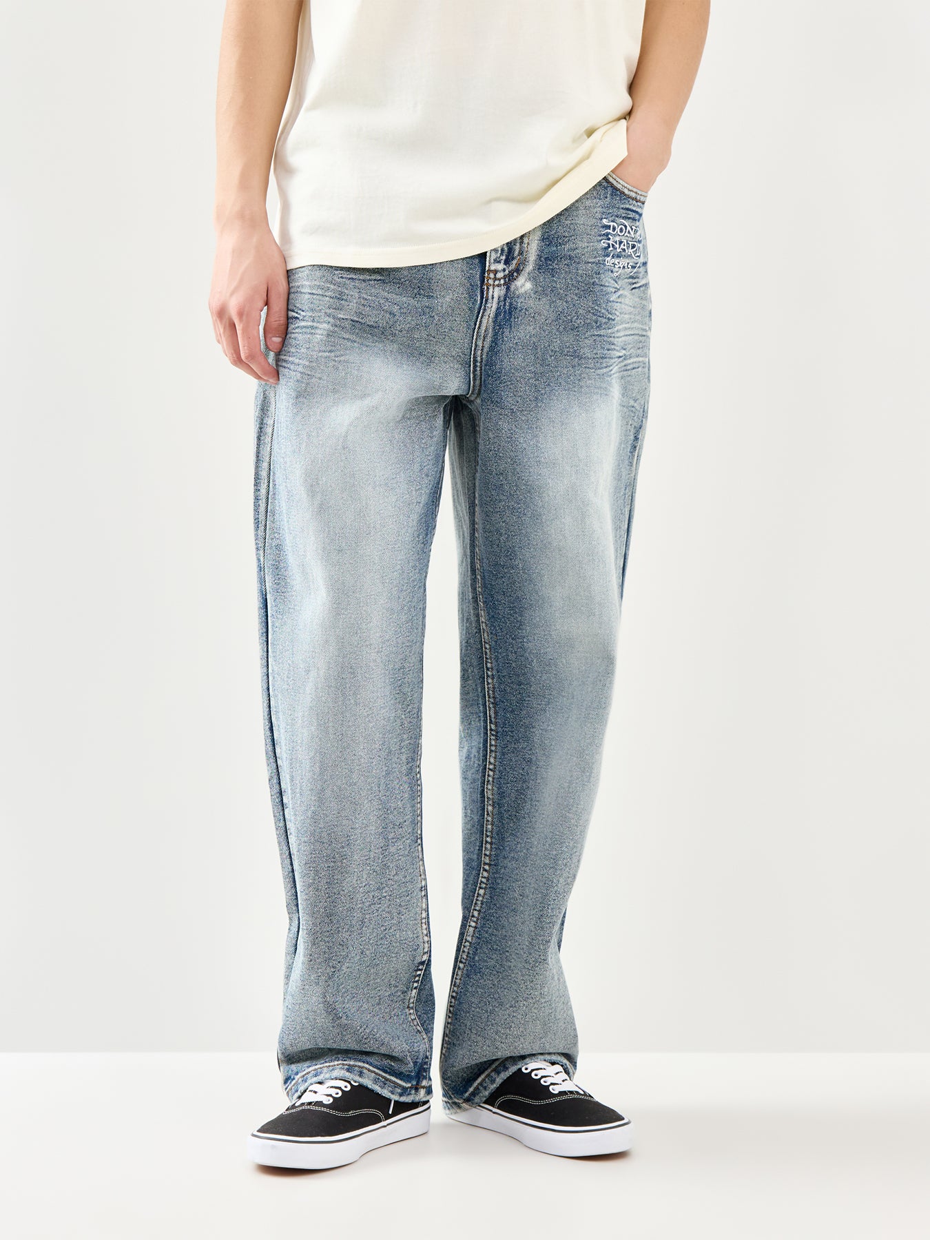 Embroidered Panther Relaxed Jeans Blue