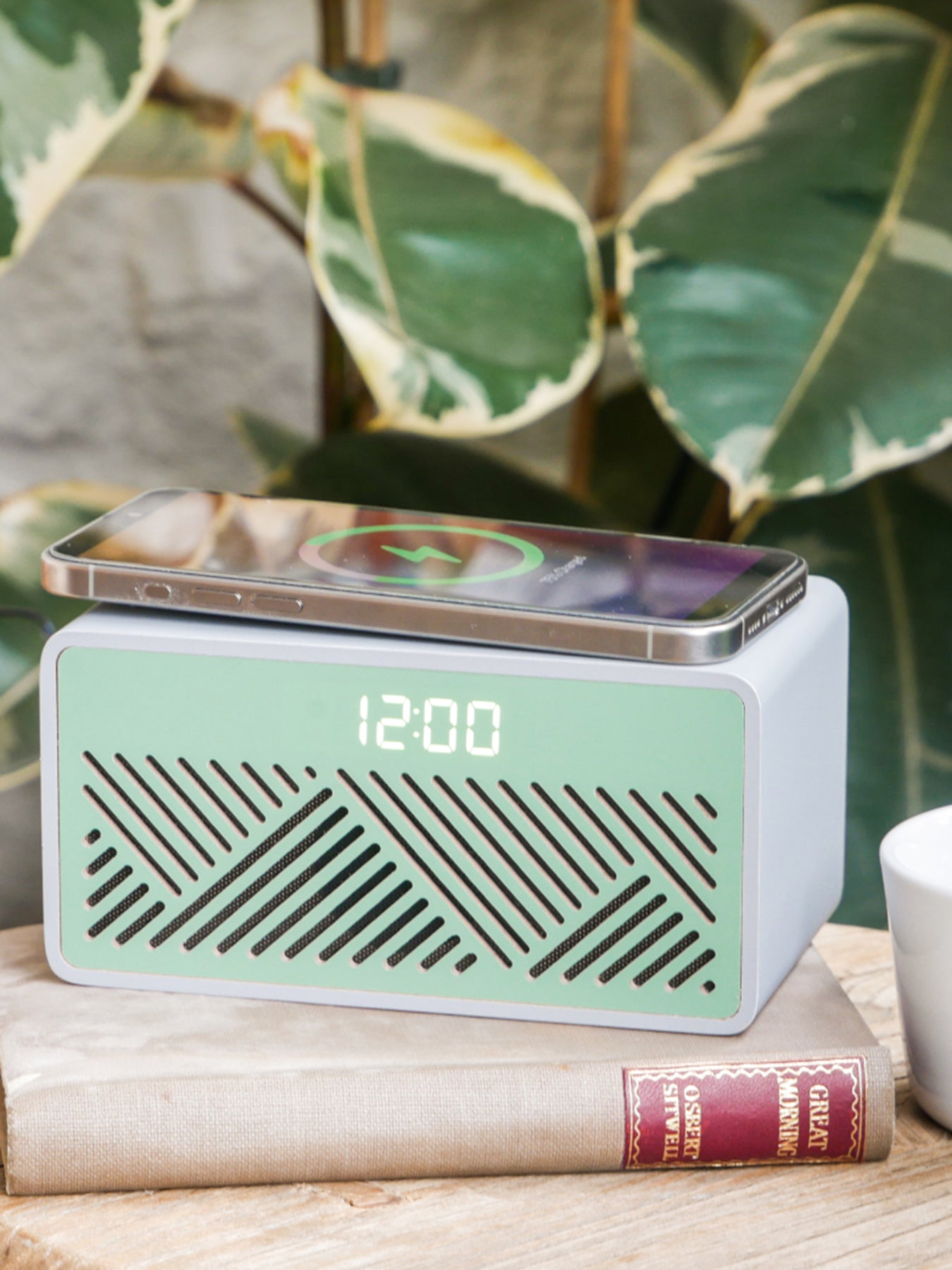 Rise Mix Wireless Charger and Bluetooth Speaker Green & Grey