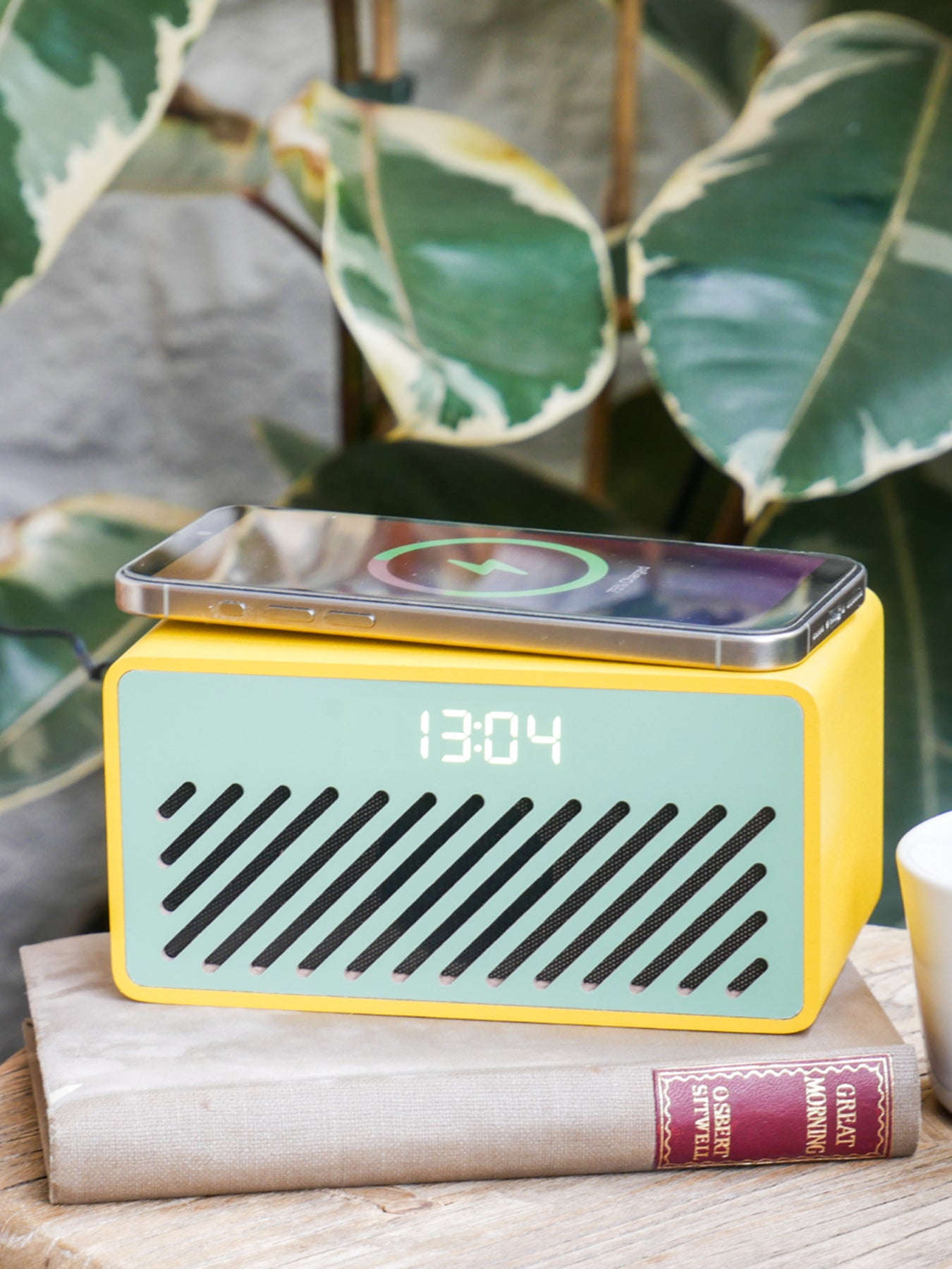 Rise Mix Wireless Charger and Bluetooth Speaker Yellow & Green